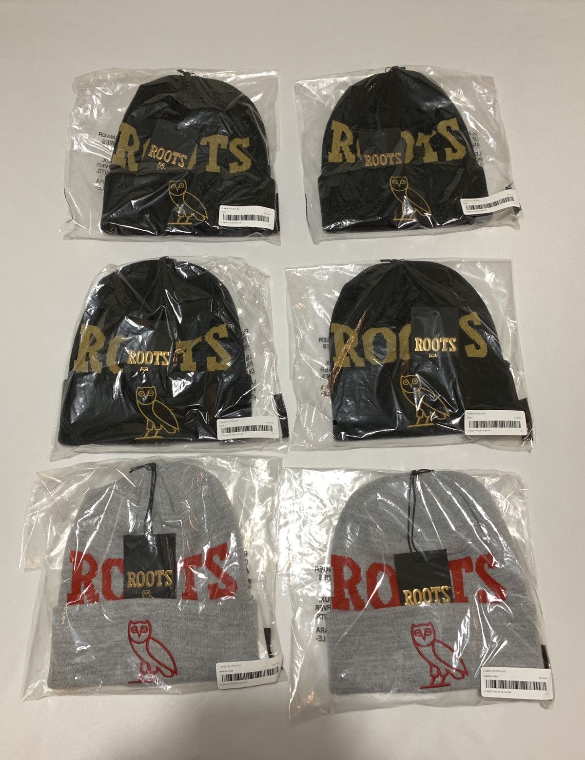 October's Very Own × Roots 🦫 RARE🦉OVO X ROOTS PATCH TOQUE BEANIE 🔥🔥 Size ONE SIZE - 2 Thumbnail