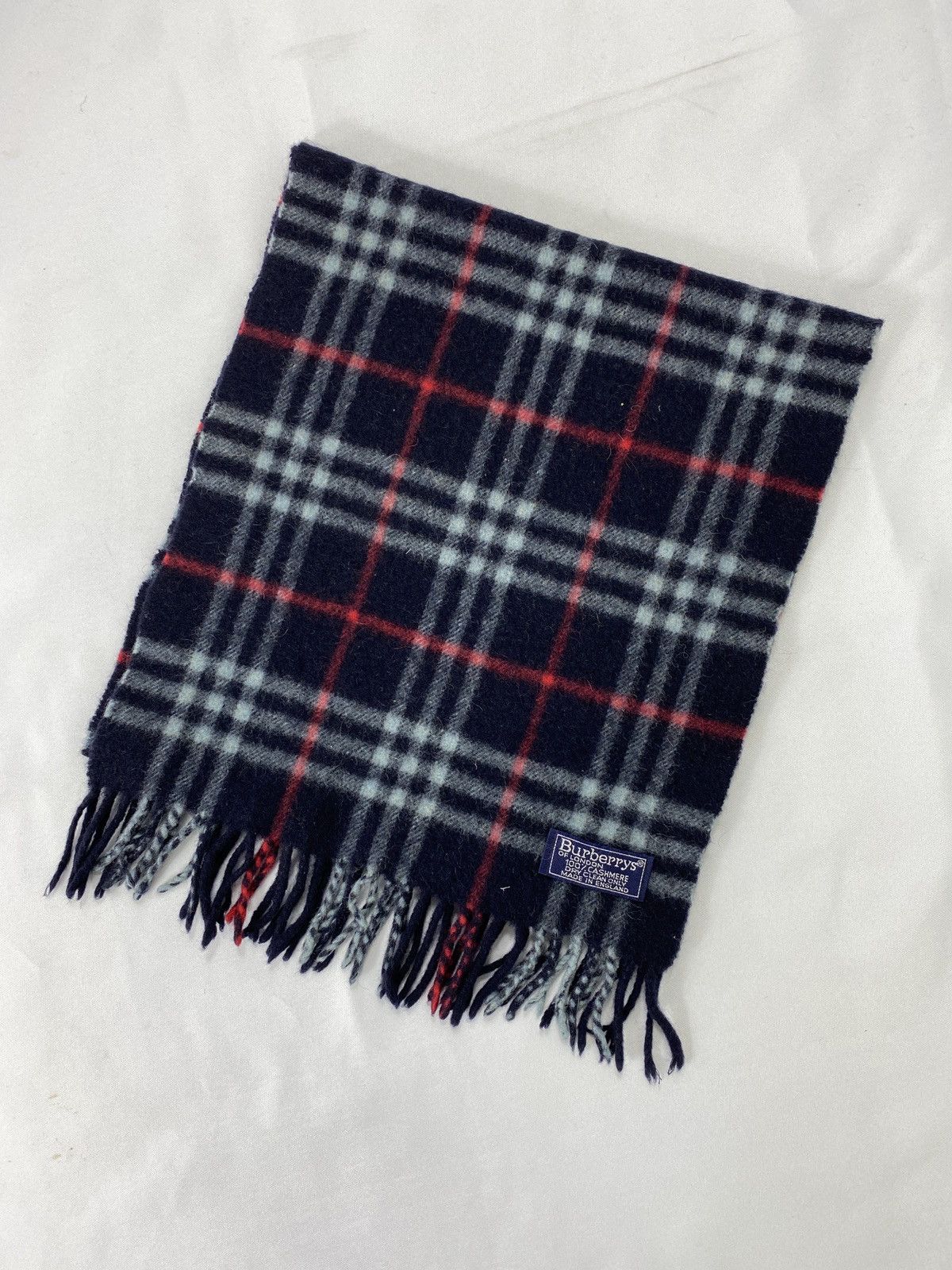 Vintage Burberry Scarf/Muffler -T009