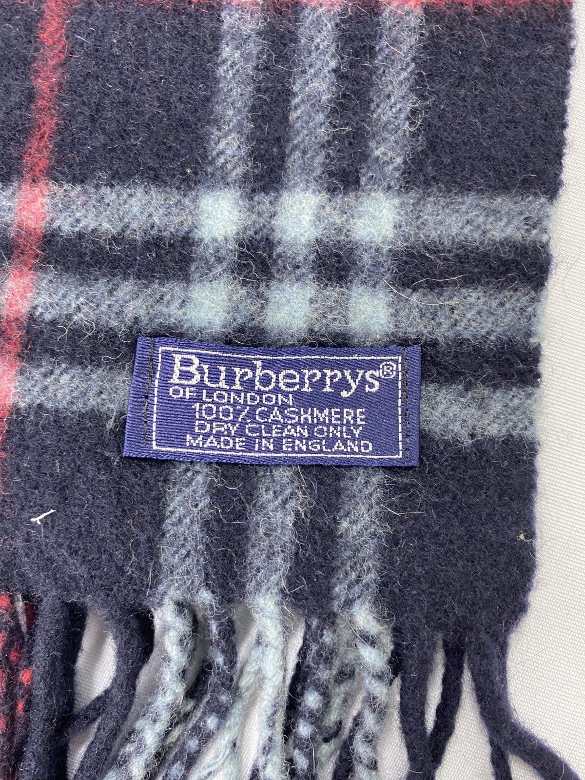 Burberry Vintage Burberry Scarf/Muffler -T009 Size ONE SIZE - 4 Thumbnail