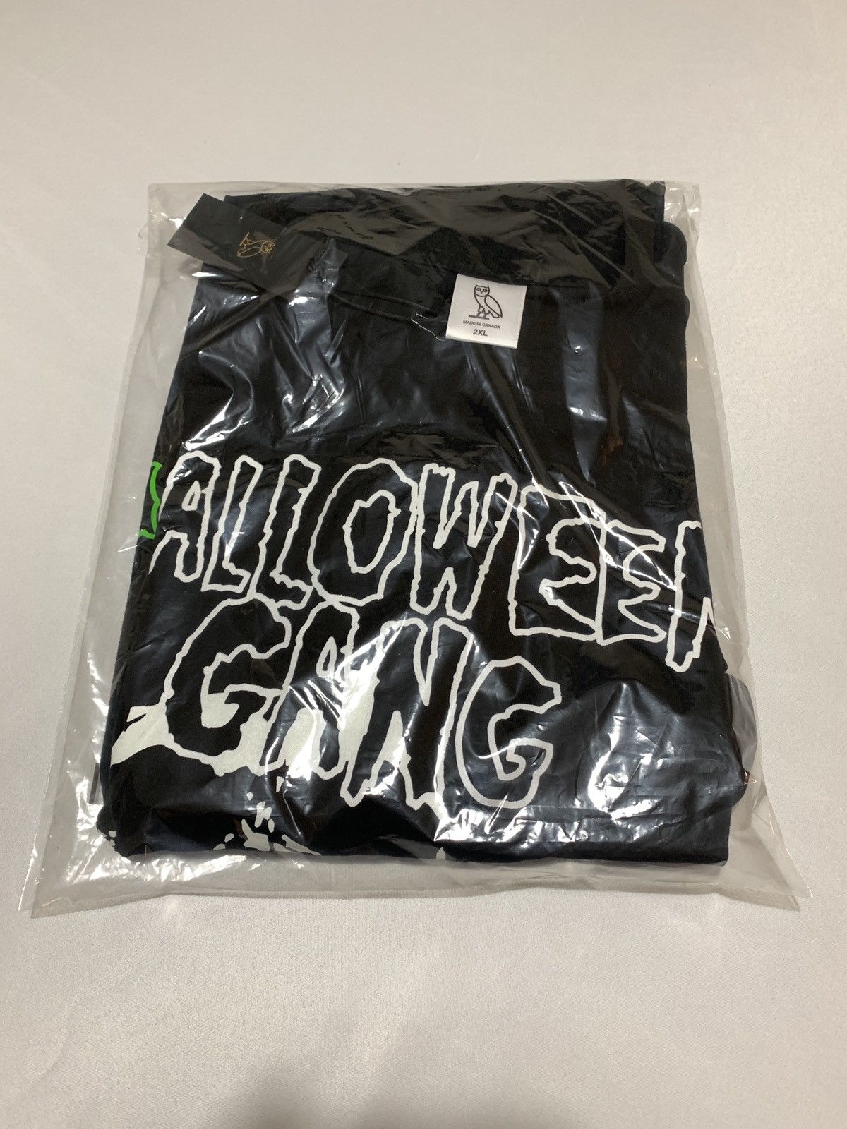 Drake OVO HALLOWEEN GANG GLOW IN THE DARK LONGSLEEVE T-SHIRT Size US XXL / EU 58 / 5 - 3 Thumbnail