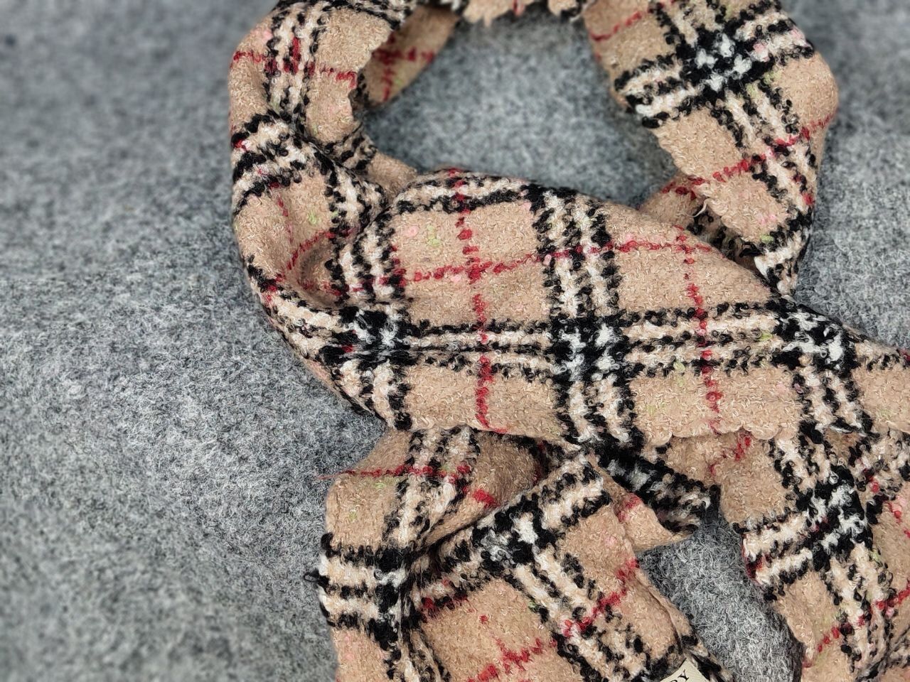 Burberry Burberry London Tan Multicolor Merino Blend Nova Check Scarf Size ONE SIZE - 14 Thumbnail