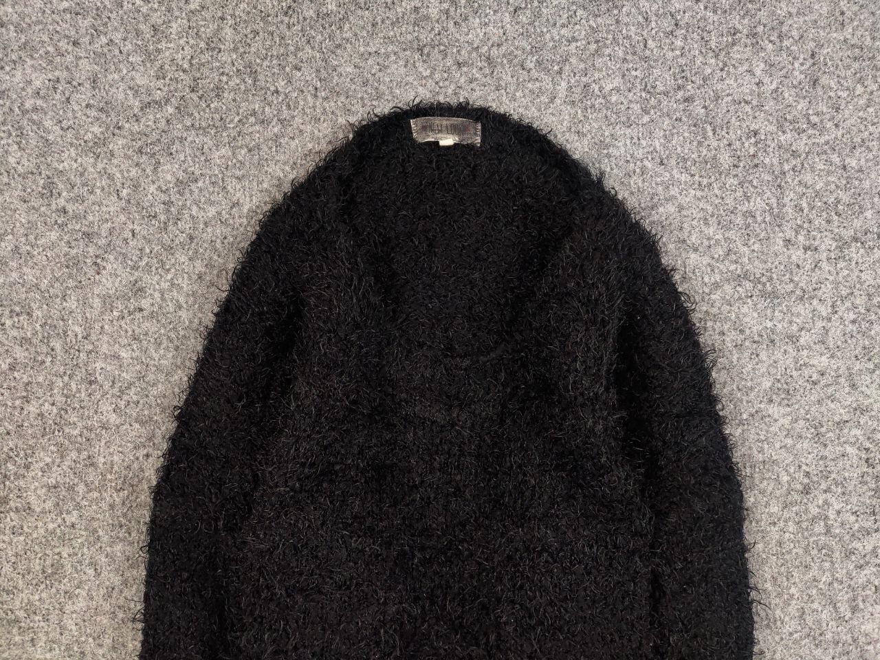 Japanese Brand Vintage 90's Japanese Black Mohair Style Fuzzy Sweater Size US S / EU 44-46 / 1 - 8 Thumbnail