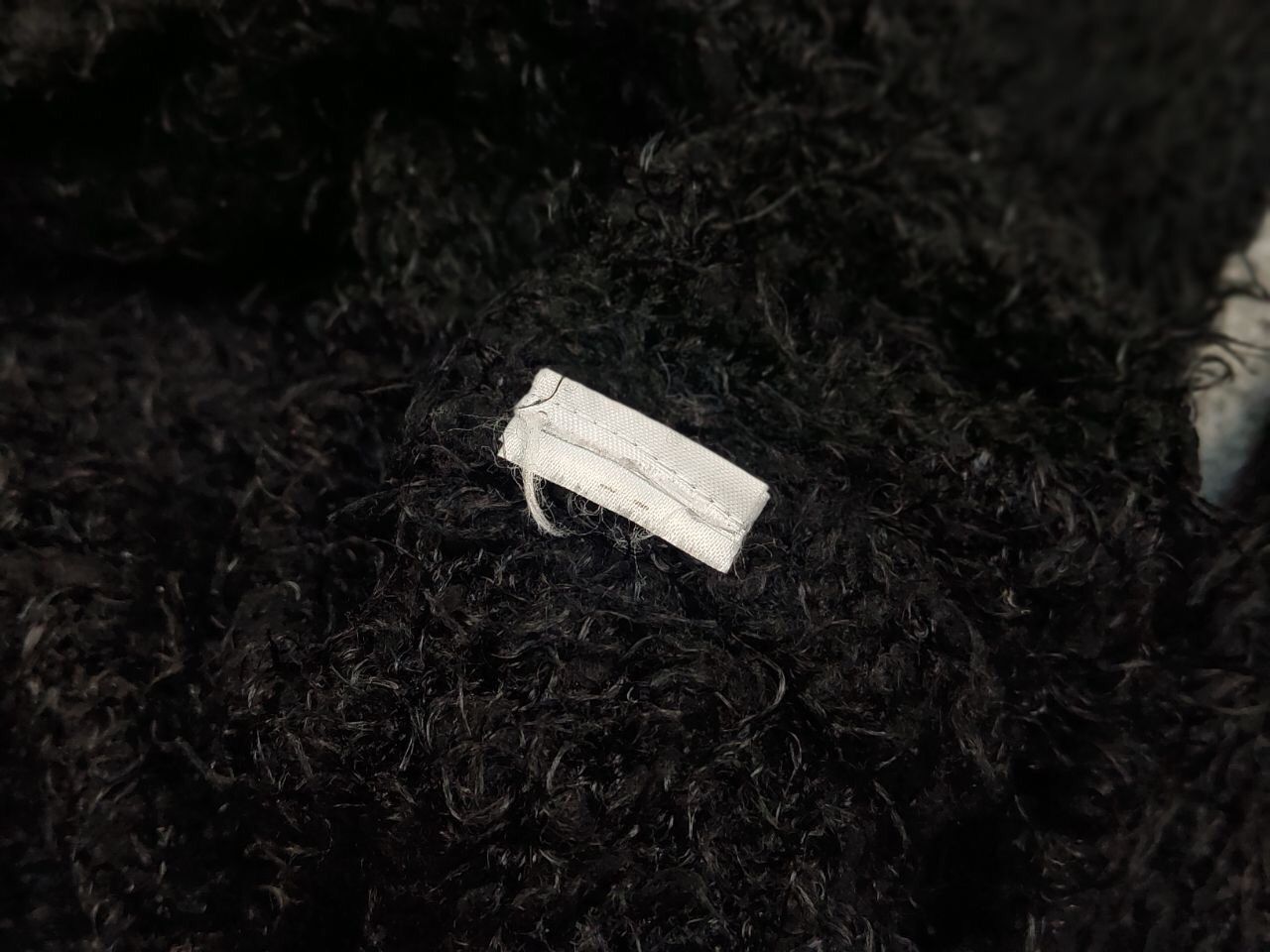 Japanese Brand Vintage 90's Japanese Black Mohair Style Fuzzy Sweater Size US S / EU 44-46 / 1 - 19 Thumbnail