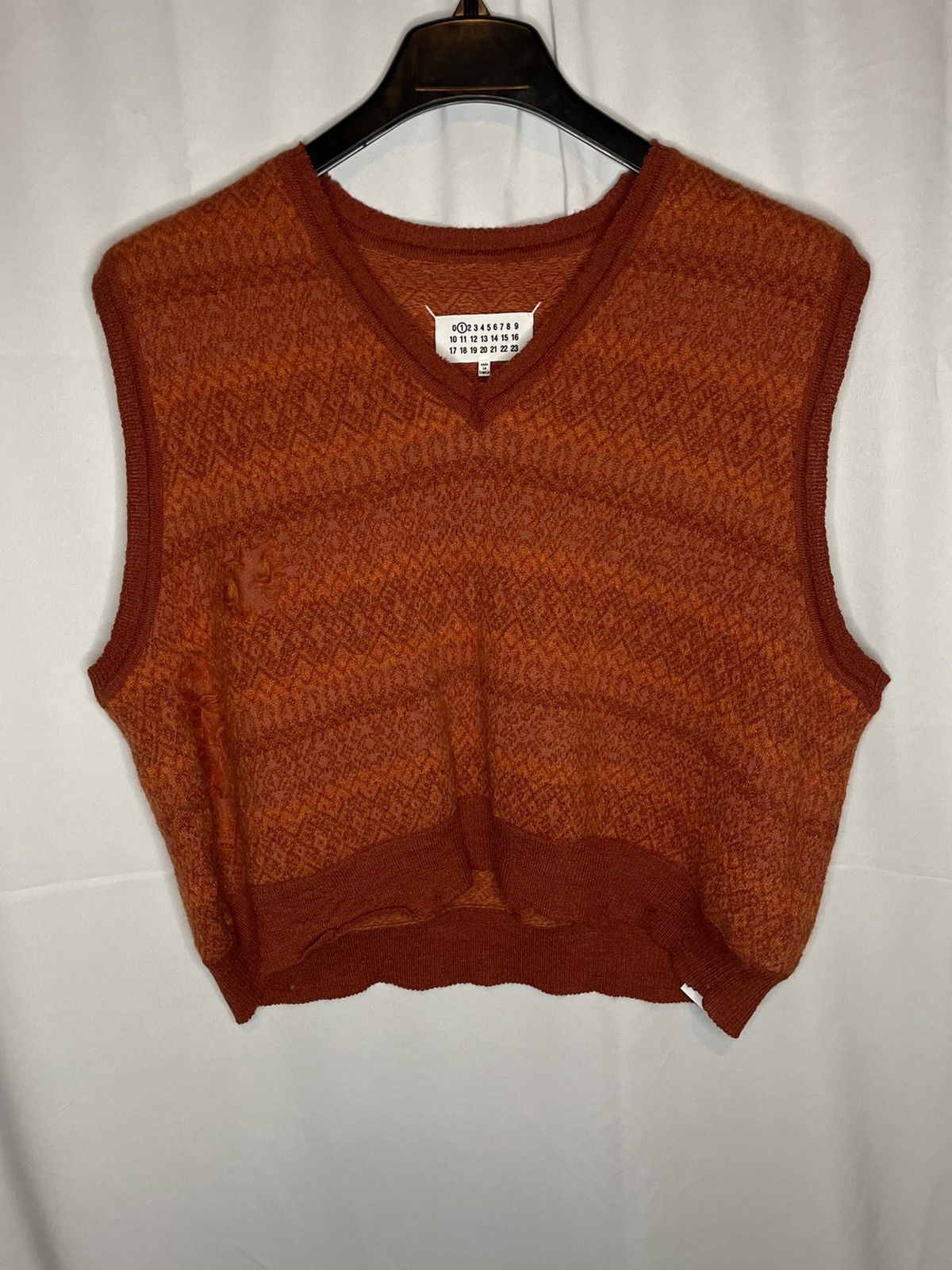 Maison Margiela Maison Margiela Fair Isle Distressed Sweater Vest Size L / US 10 / IT 46 - 1 Thumbnail