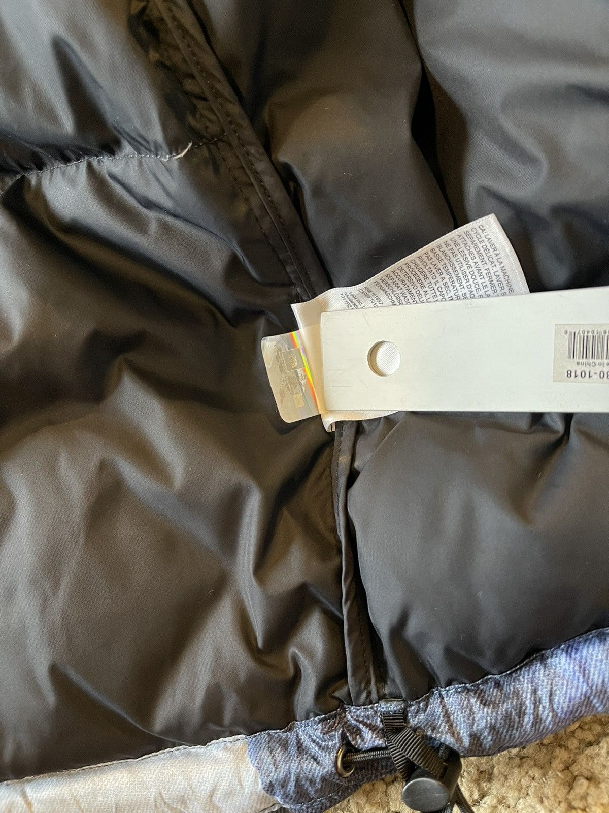 Supreme × The North Face Bleach Nuptse Size US M / EU 48-50 / 2 - 6 Thumbnail