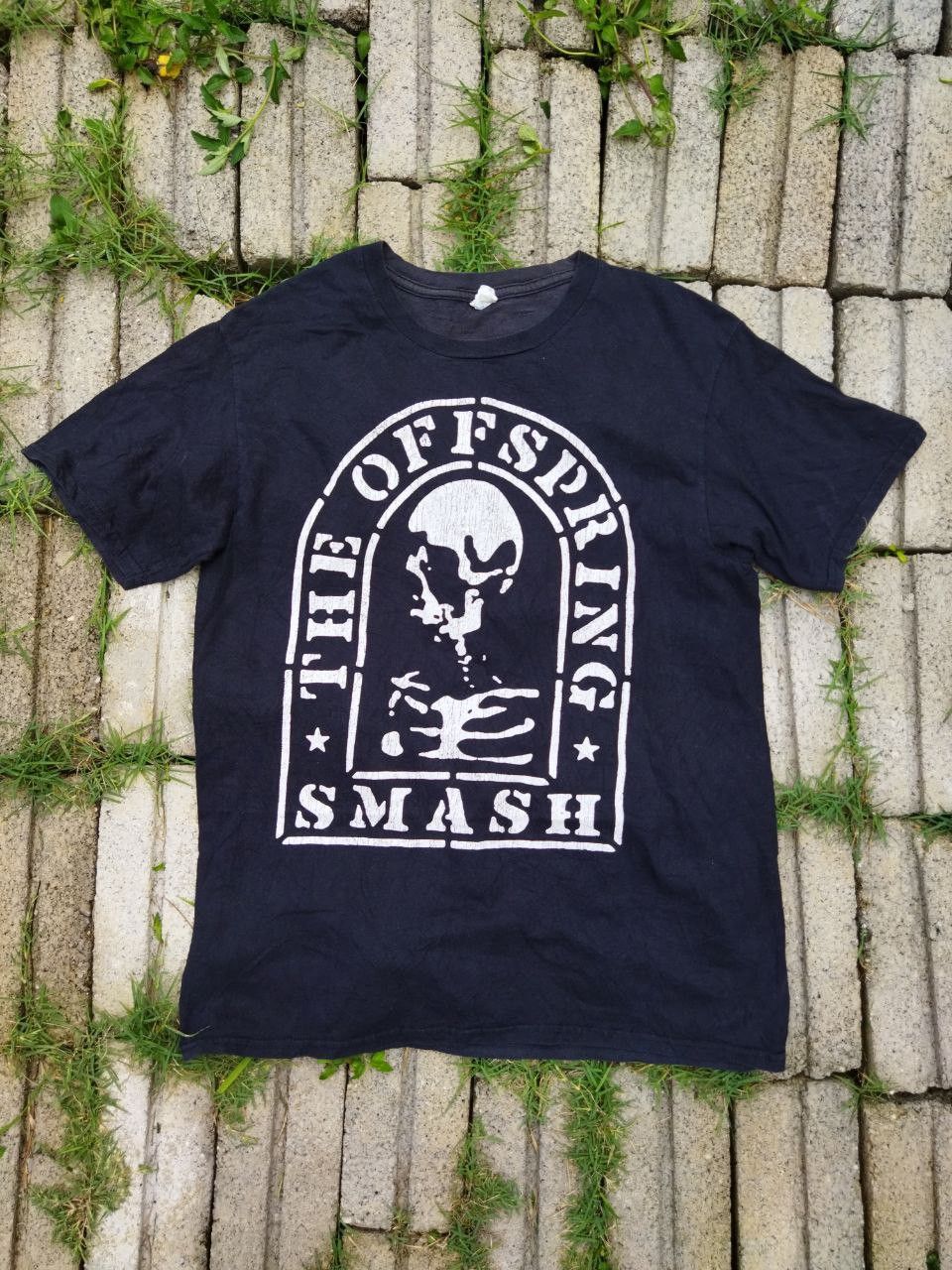 Band Tees The Offspring Smash Band Tees - Size M Size US M / EU 48-50 / 2 - 1 Thumbnail