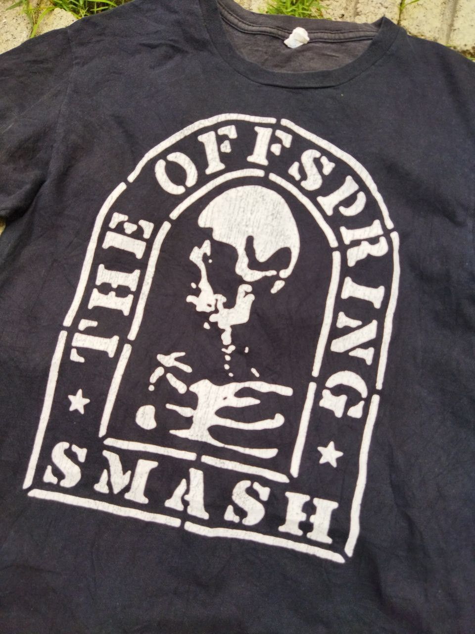 Band Tees The Offspring Smash Band Tees - Size M Size US M / EU 48-50 / 2 - 2 Thumbnail