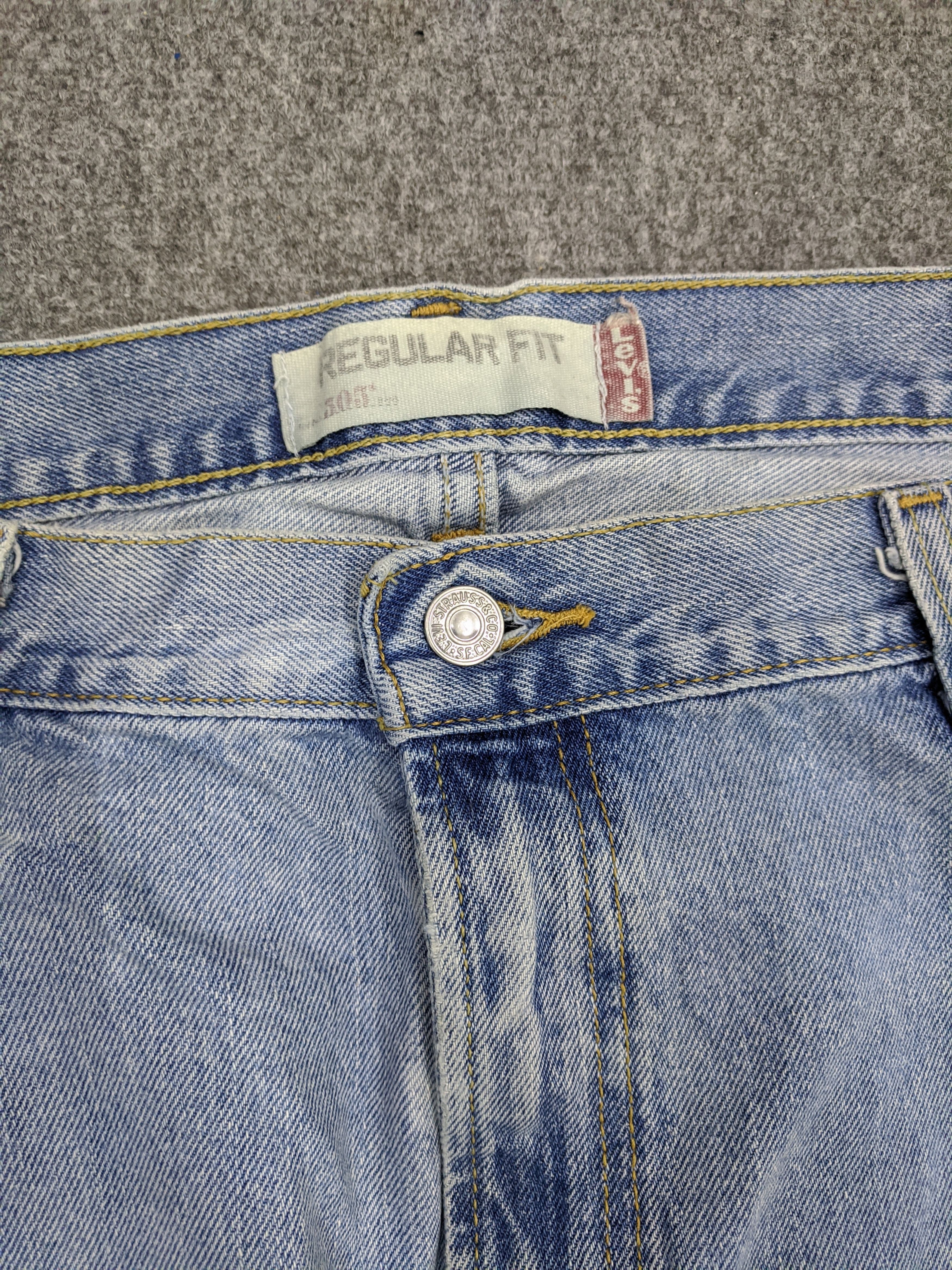 Levi's Vintage Levis 505 Light Wash Jeans DP0785 Size US 43 - 11 Thumbnail