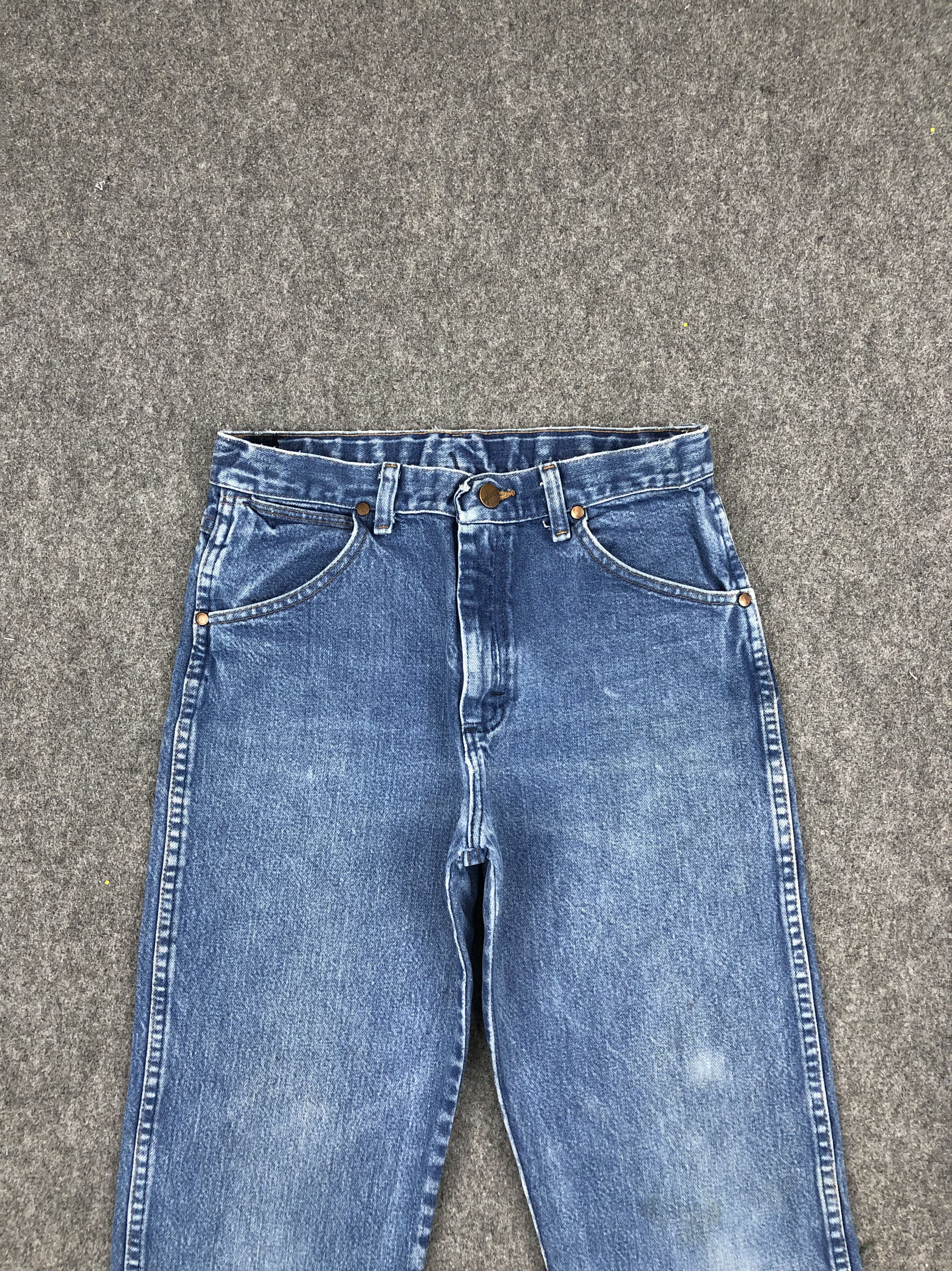 Vintage Vintage Wrangler Blue Denim Jeans DP1680 Size US 28 / EU 44 - 2 Thumbnail