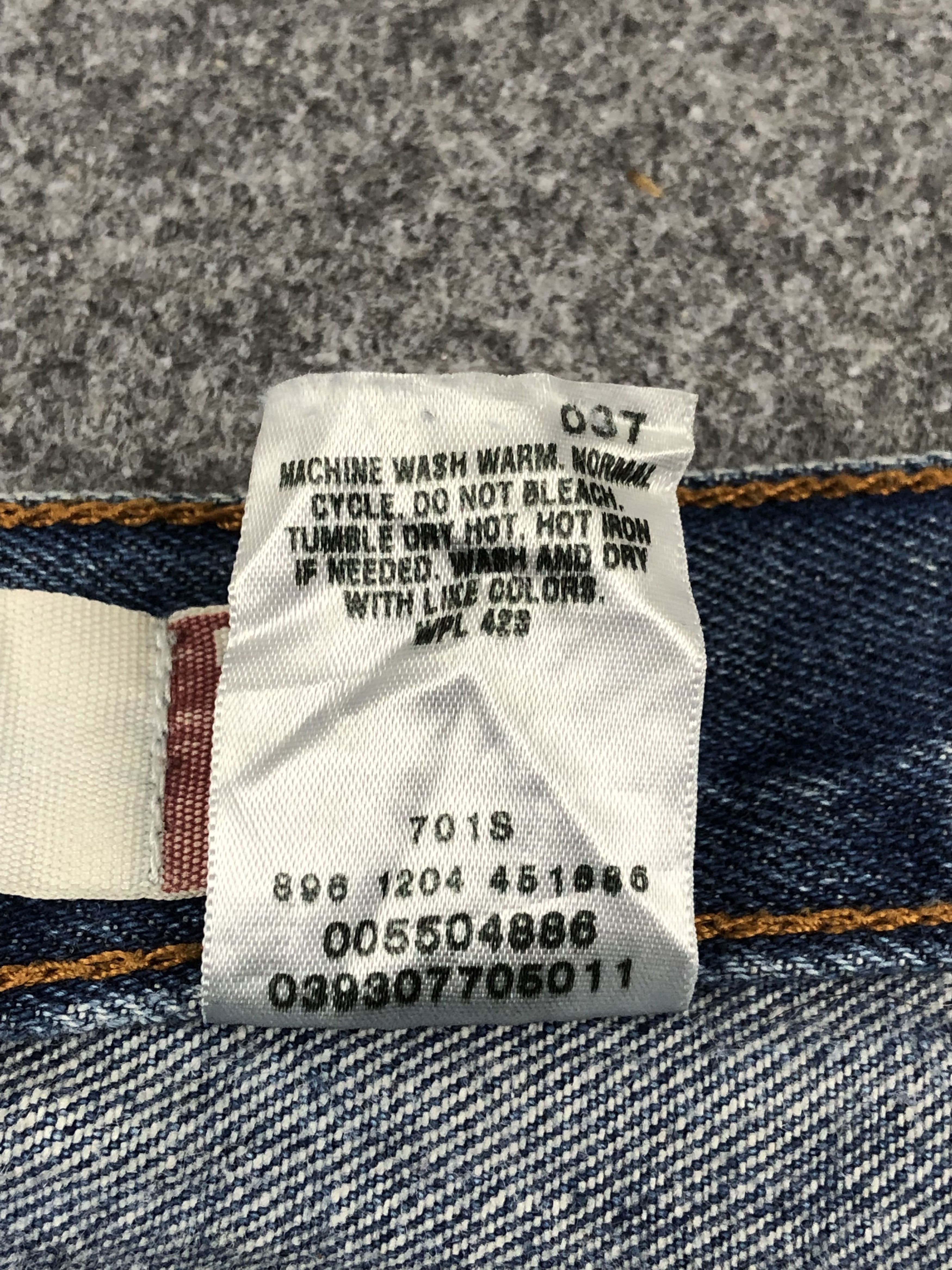Levi's Vintage Levis 550 Denim DP1687 Size US 41 - 11 Thumbnail