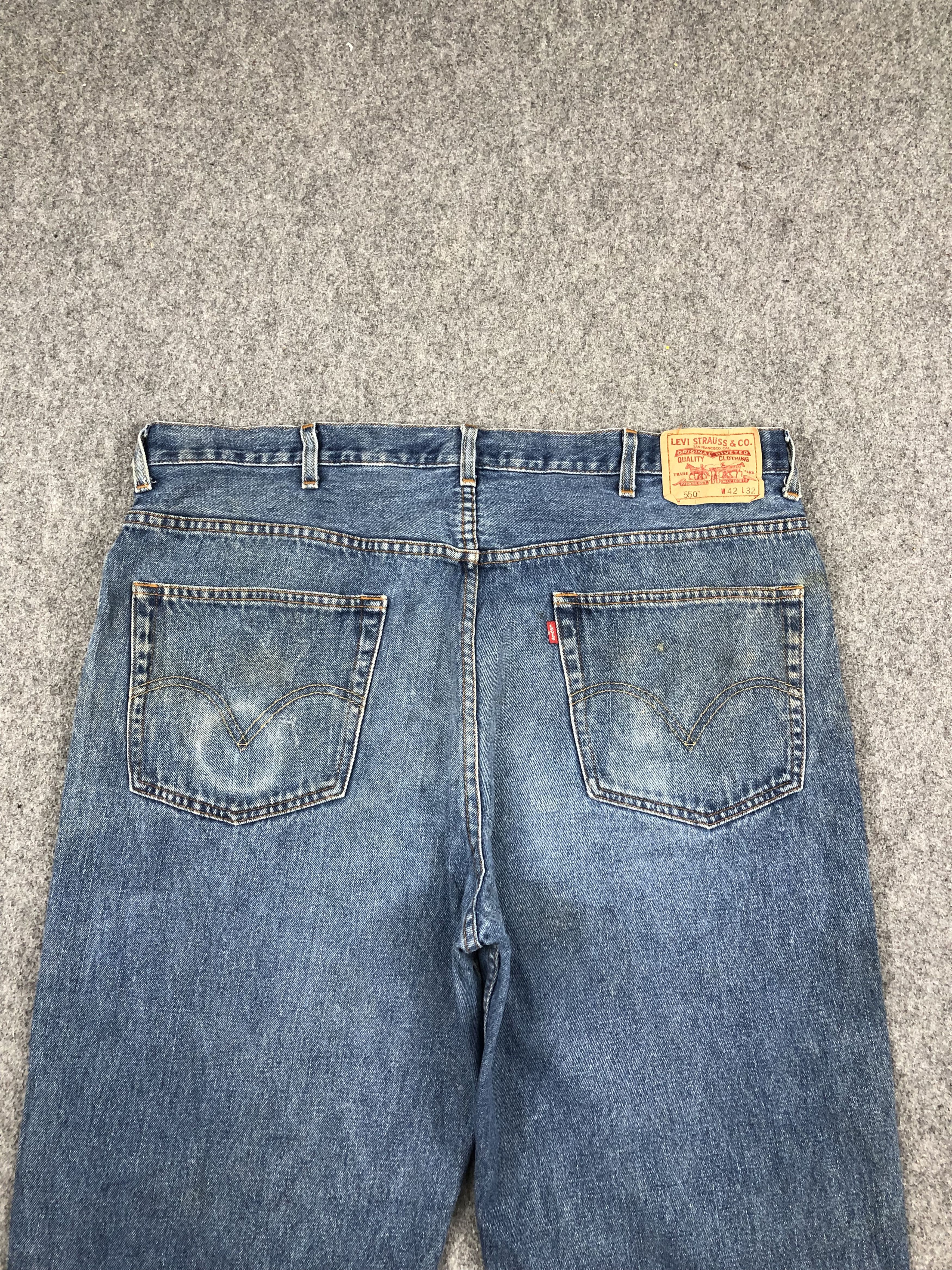 Levi's Vintage Levis 550 Denim DP1687 Size US 41 - 15 Thumbnail