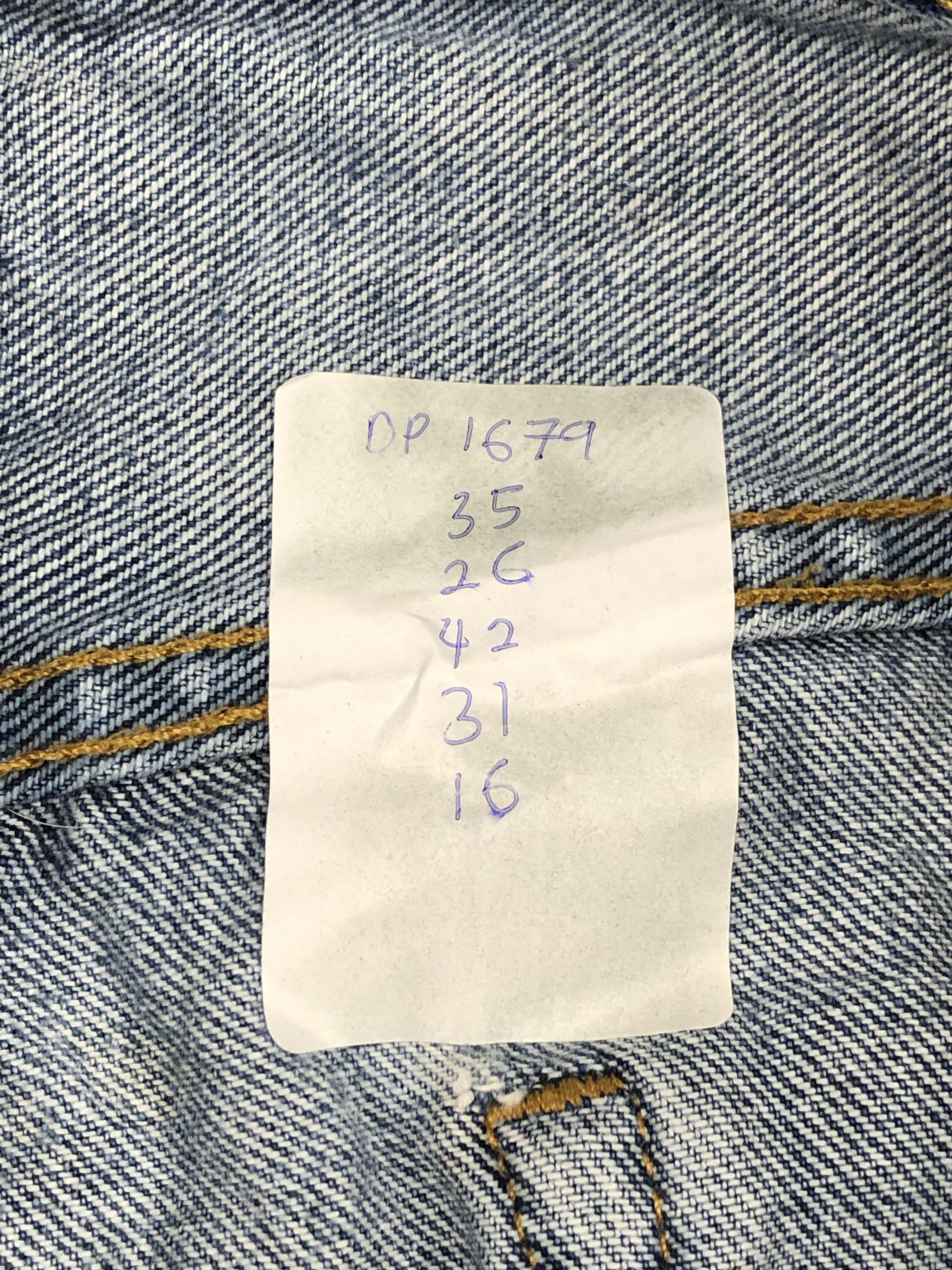 Levi's Vintage Levis 550 Light Wash Jeans DP1679 Size US 35 - 16 Thumbnail