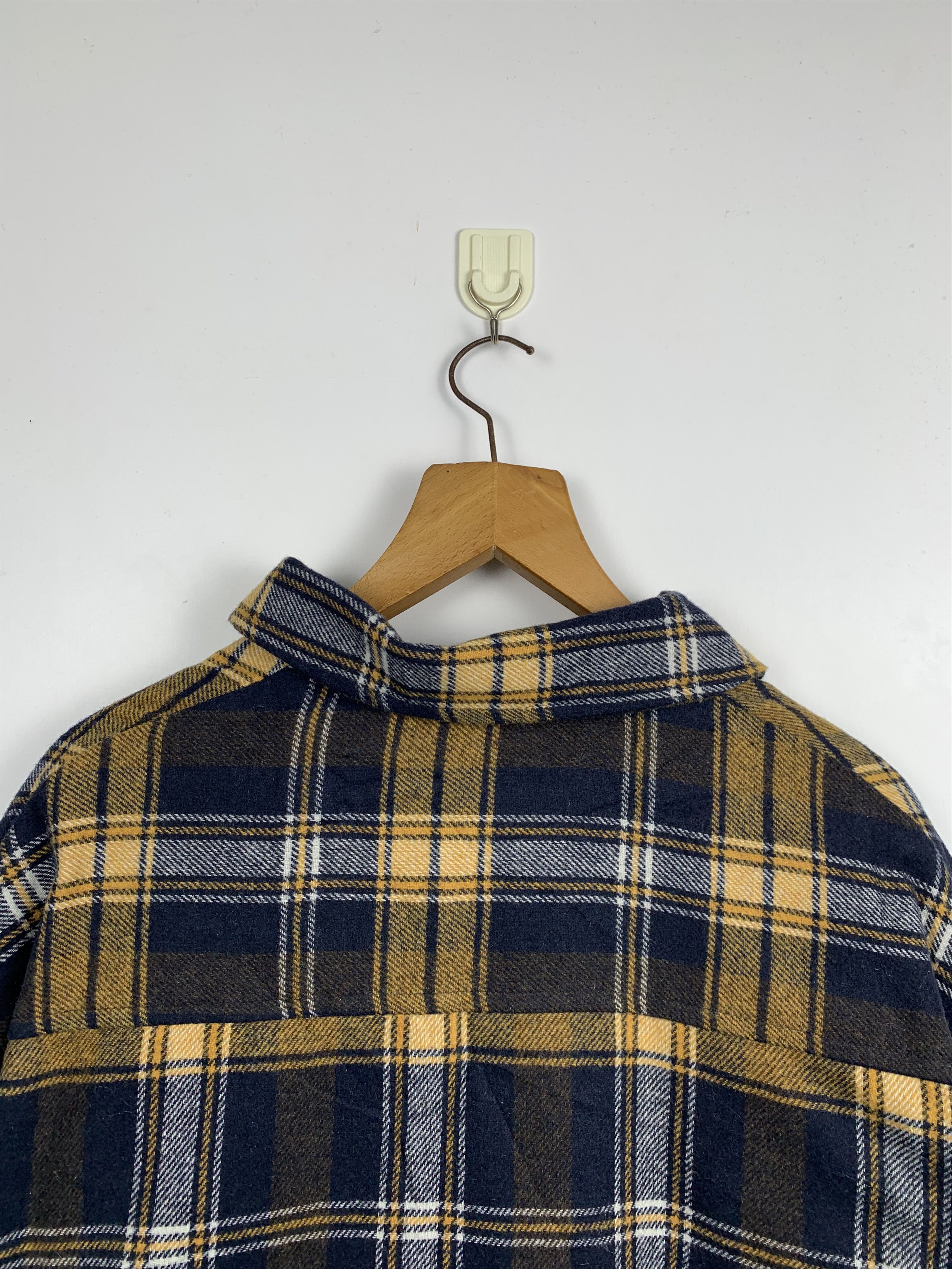 Japanese Brand × Vintage Vintage Japanese Brand Shadow Plaid Button Up Shirt Size US L / EU 52-54 / 3 - 10 Thumbnail