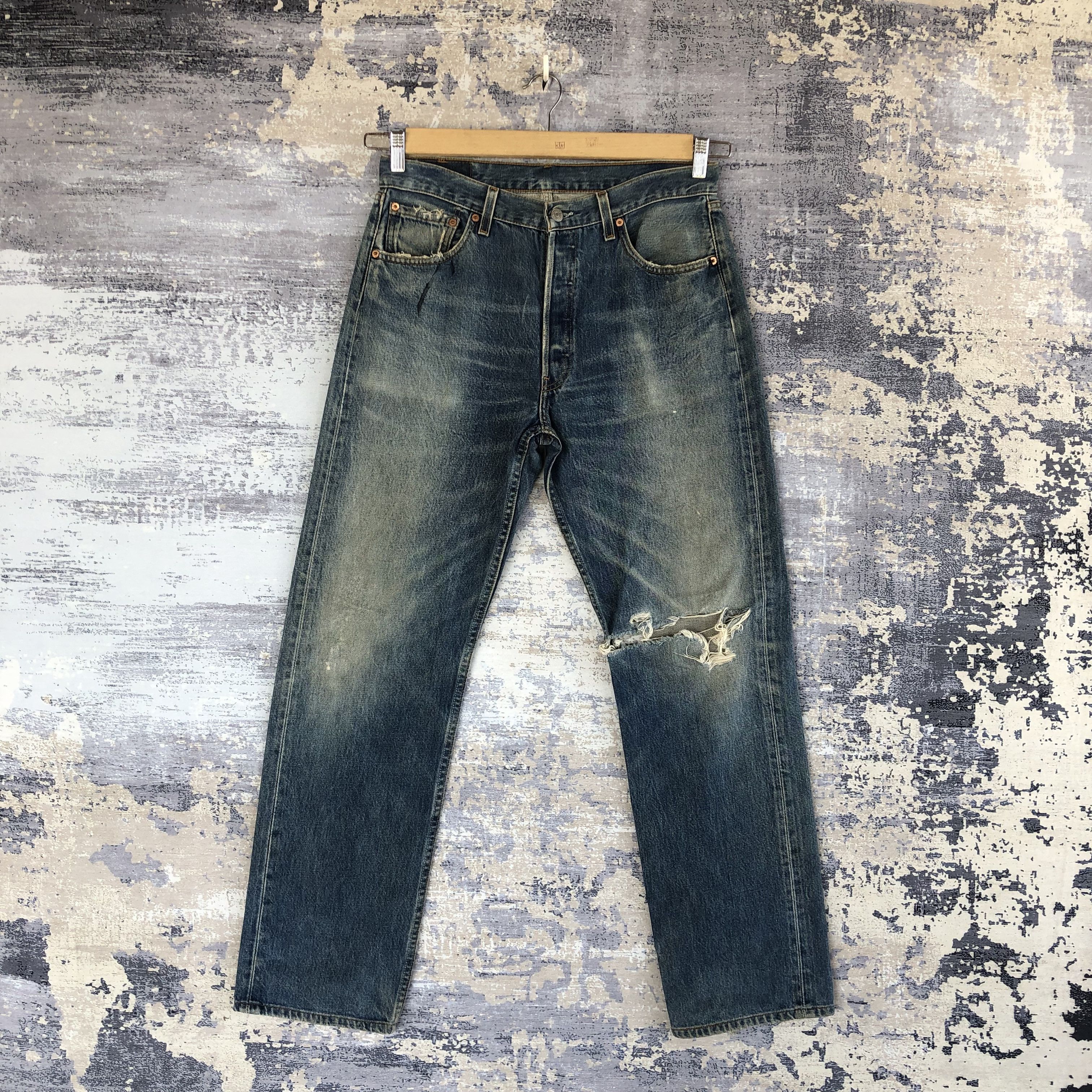 Levi's Levis 501 Distressed Jeans Vintage Levi's Stonewash Denim Size US 30 / EU 46 - 1 Thumbnail