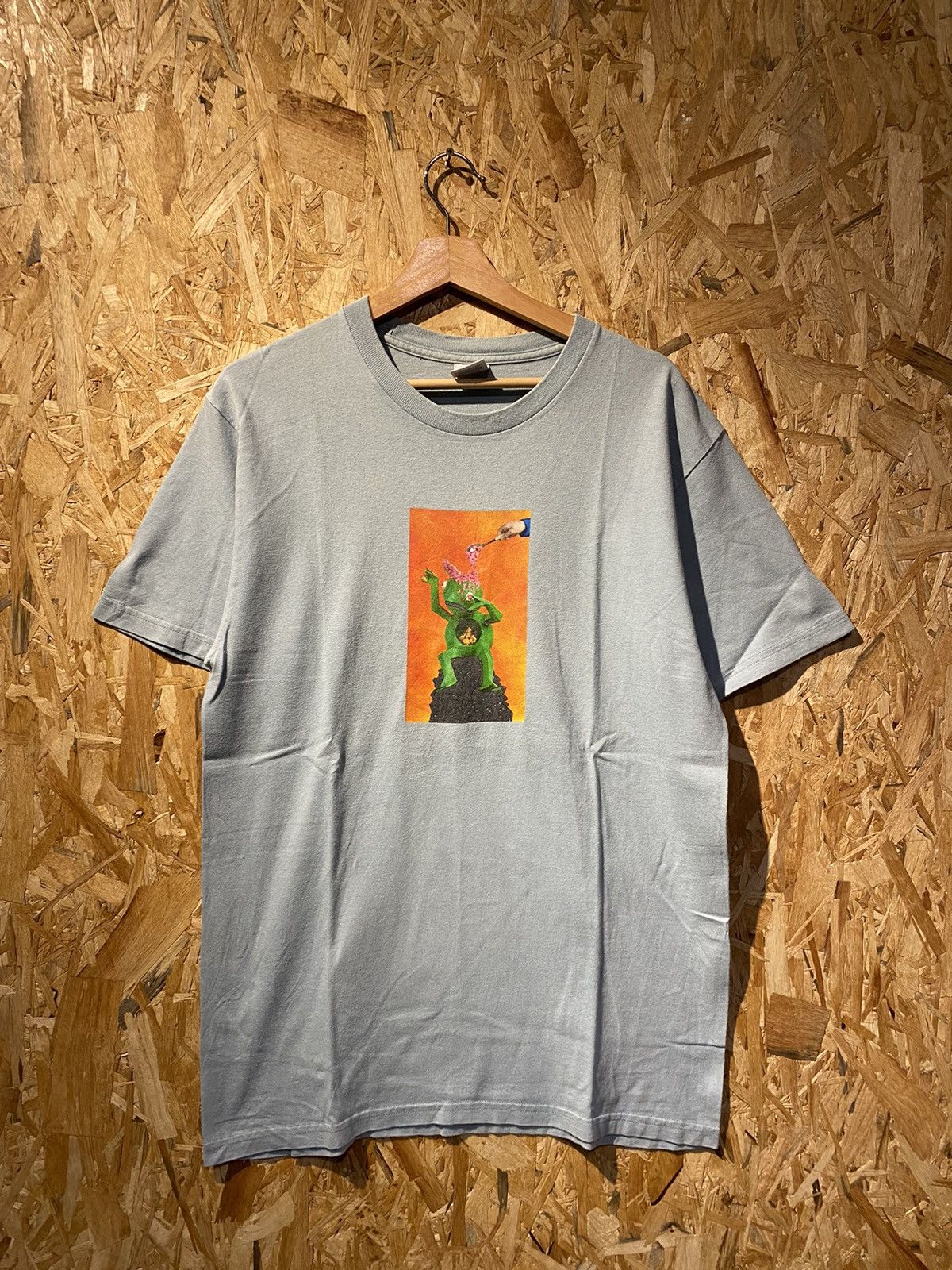 SUPREME MIKE HILLS BRAINS TSHIRT