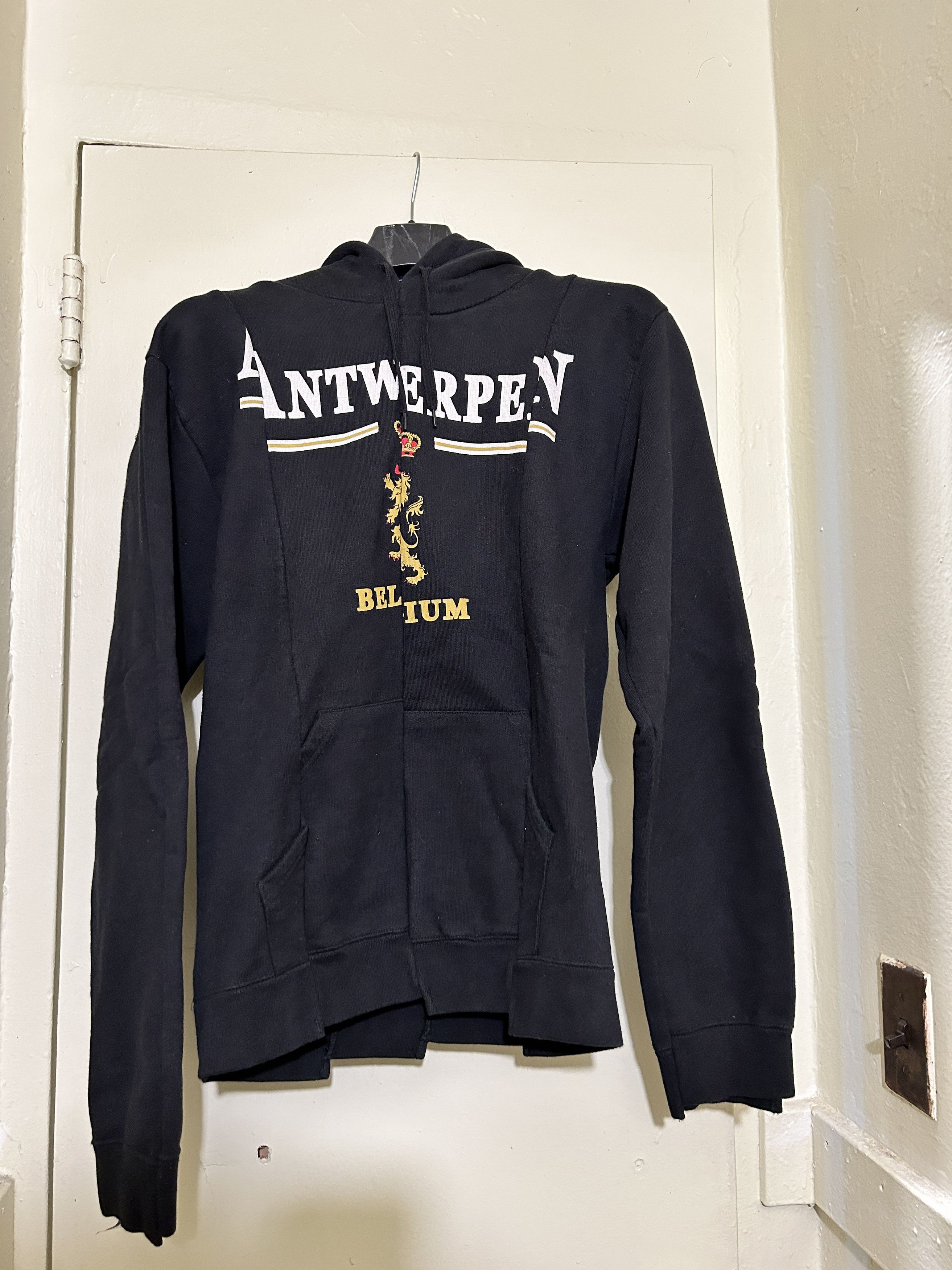 Vetements FW18 RECONSTRUCTED ANTWERPEN HOODIE | Grailed