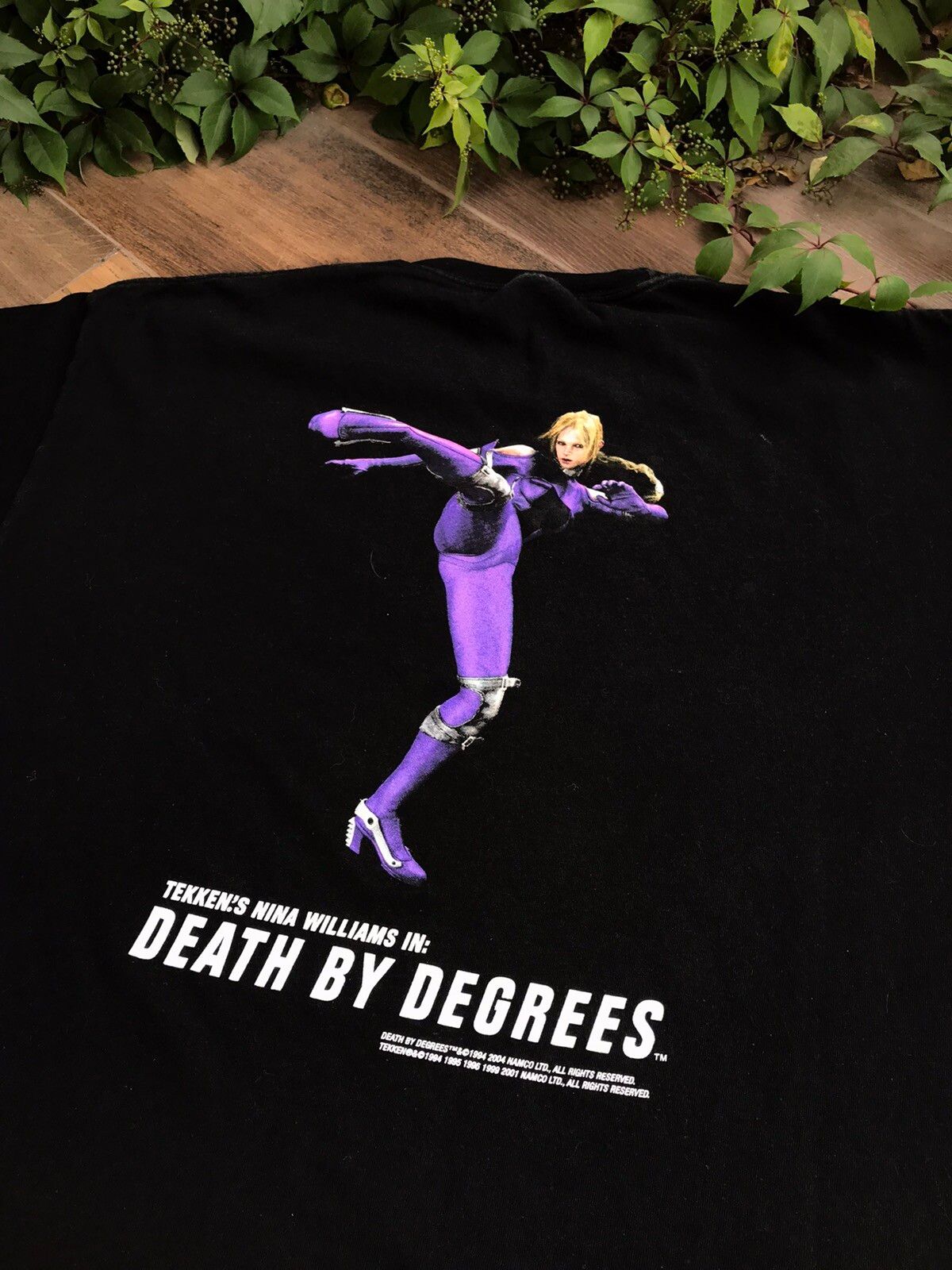 Vintage 2001 Tekken's Nina Williams in: Death by Degrees Tee Shirt 