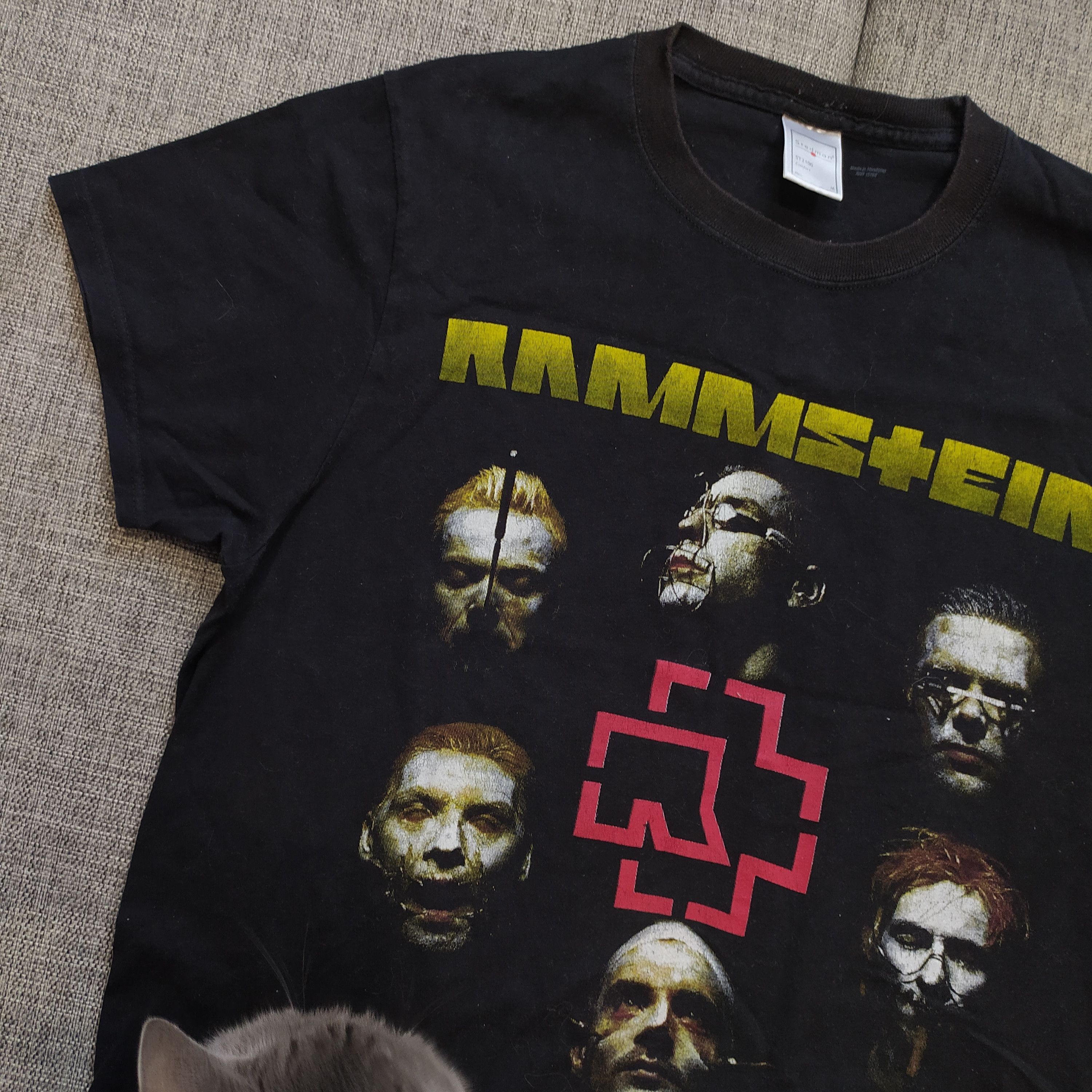 Band Tees × Vintage Vintage Y2K Rammstein Germany Cross Tour Band Tee Size US M / EU 48-50 / 2 - 2 Thumbnail