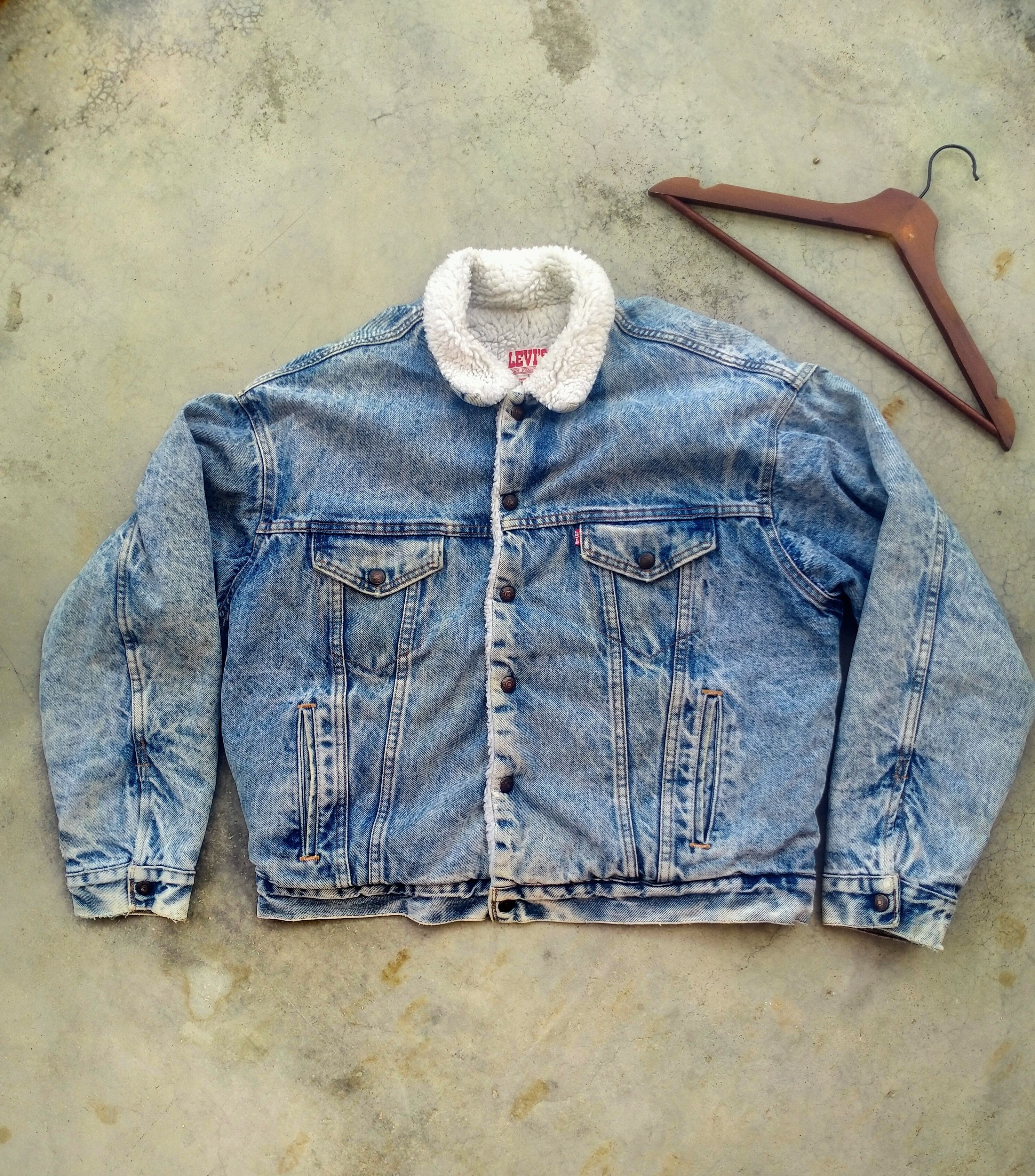 Levi's Vintage Clothing × Vintage VINTAGE LEVIS SHERPA DENIM JACKET Size US L / EU 52-54 / 3 - 1 Thumbnail