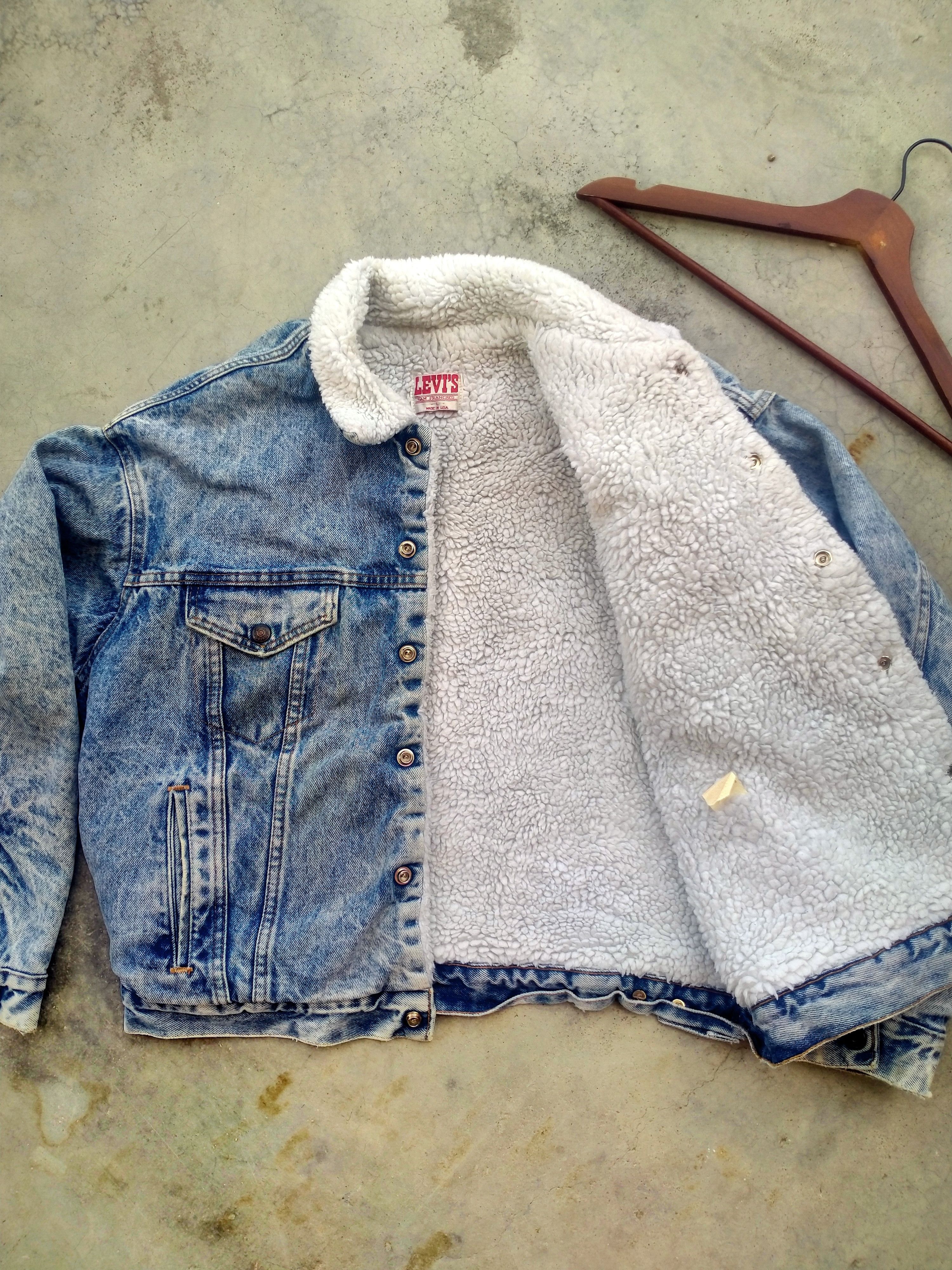 Levi's Vintage Clothing × Vintage VINTAGE LEVIS SHERPA DENIM JACKET Size US L / EU 52-54 / 3 - 4 Thumbnail