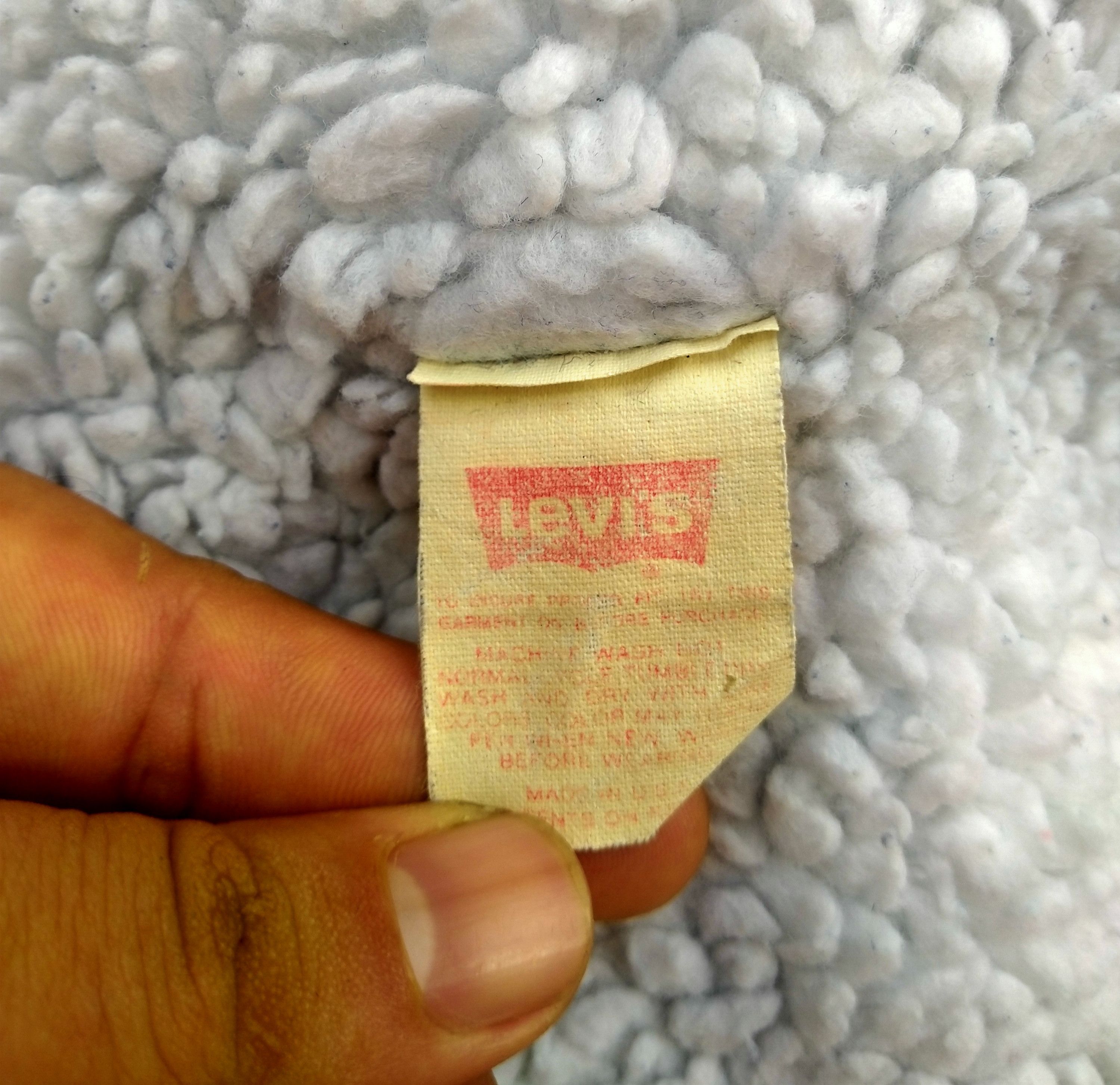 Levi's Vintage Clothing × Vintage VINTAGE LEVIS SHERPA DENIM JACKET Size US L / EU 52-54 / 3 - 6 Thumbnail