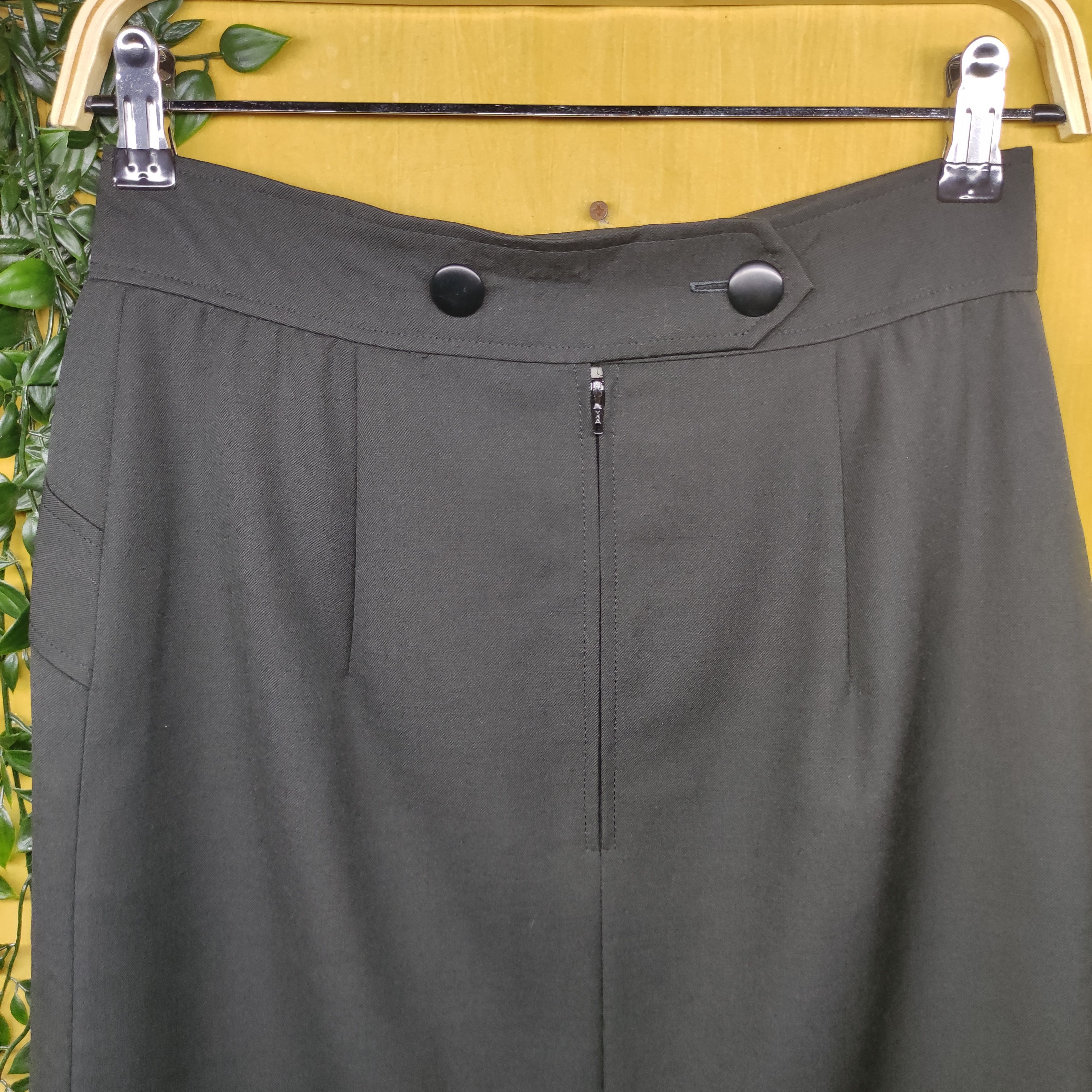 Christian Dior Monsieur Christian Dior pret-a-porter skirt like new Size 27" / US 4 / IT 40 - 7 Thumbnail