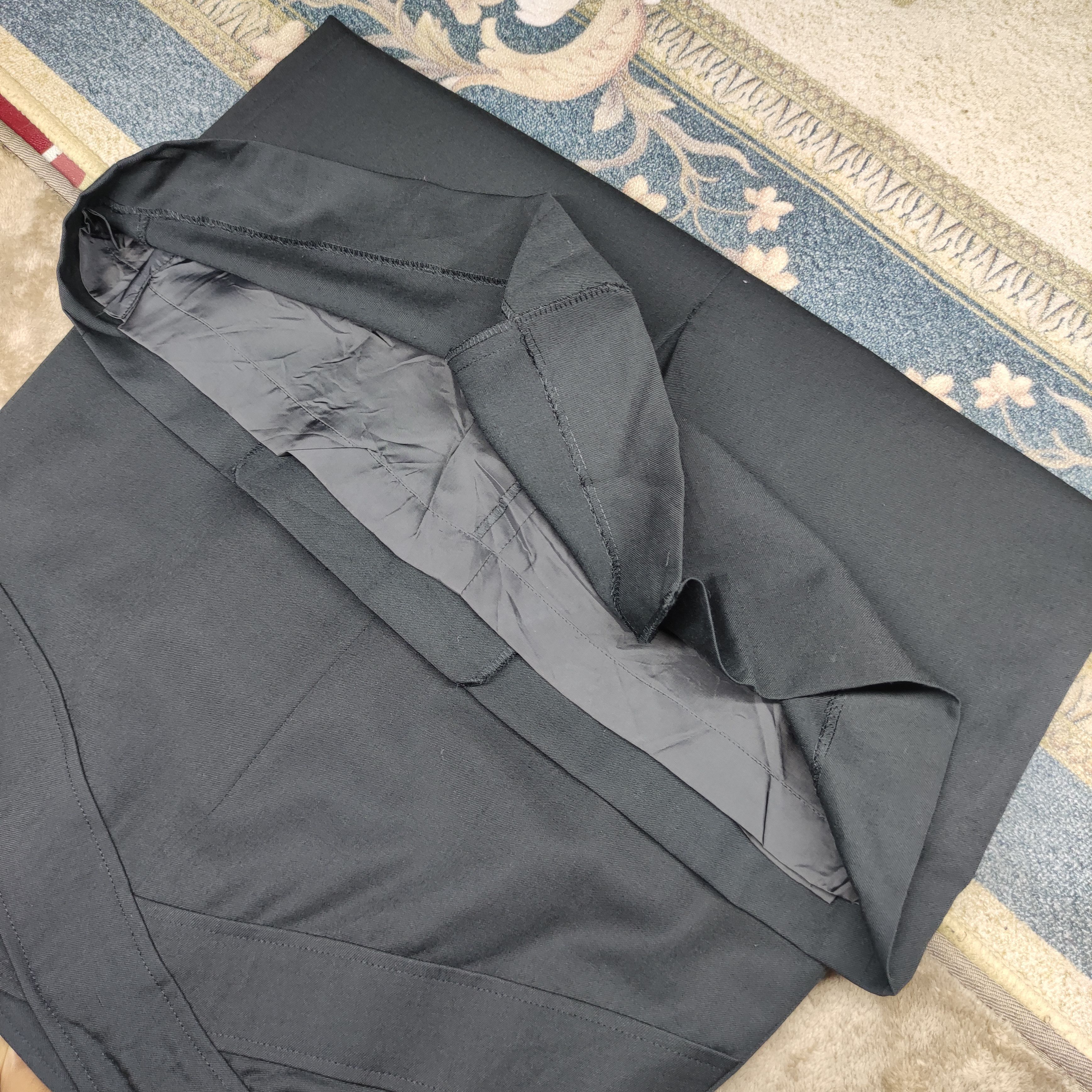 Christian Dior Monsieur Christian Dior pret-a-porter skirt like new Size 27" / US 4 / IT 40 - 6 Thumbnail