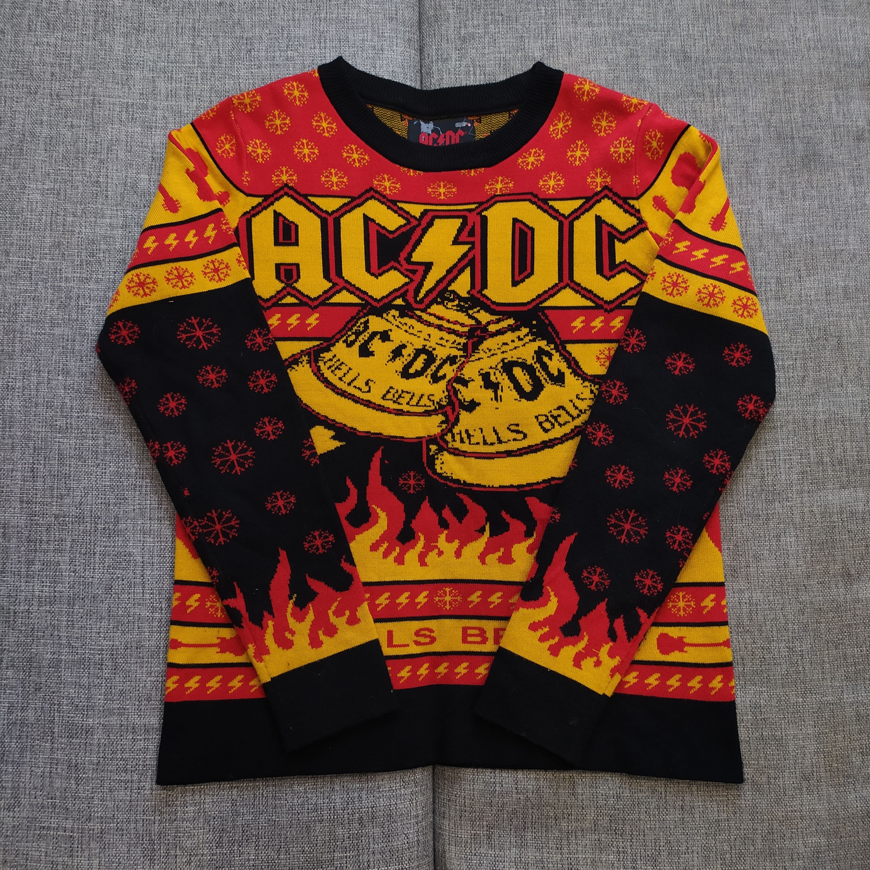 Ac/Dc × Streetwear × Vintage Vintage Y2K Flame Art AC/DC Hells Bells ...