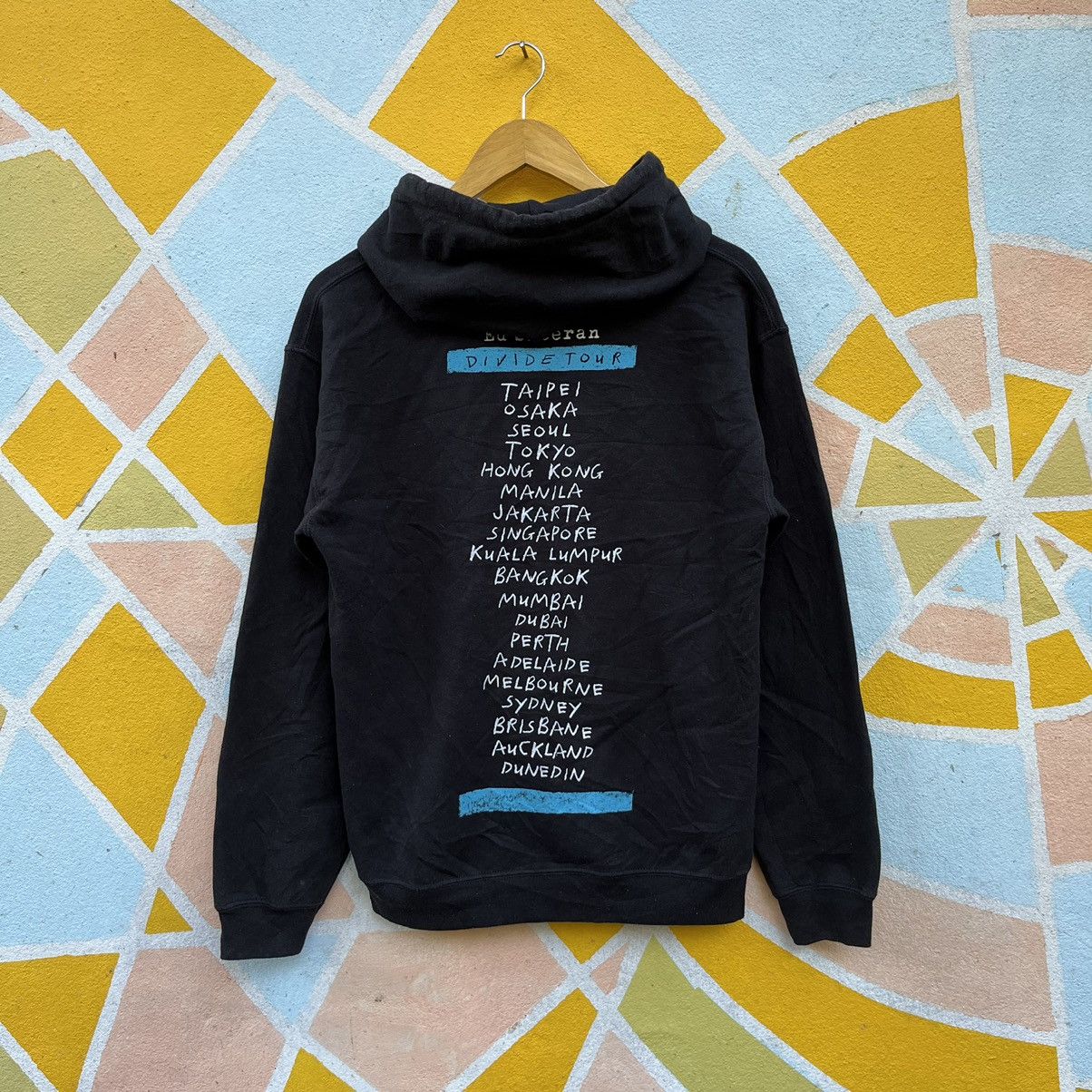 Band Tees Ed-sheeran divide tour hoodie pullover Size US M / EU 48-50 / 2 - 6 Thumbnail
