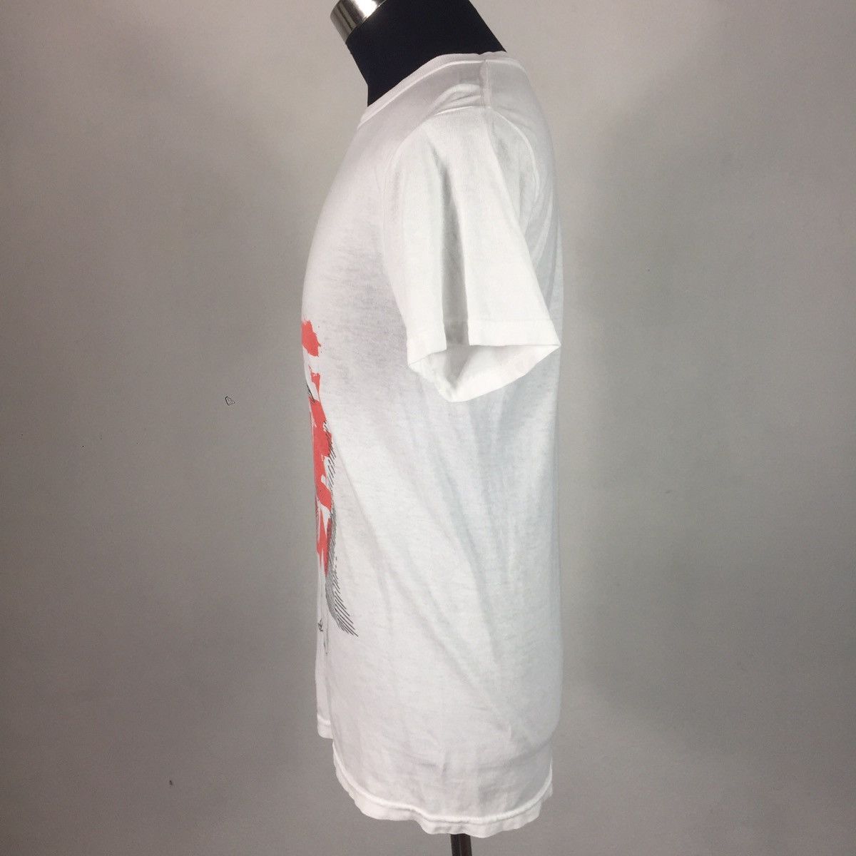 Band Tees Bring Me The Horizon Tee Size US M / EU 48-50 / 2 - 8 Thumbnail