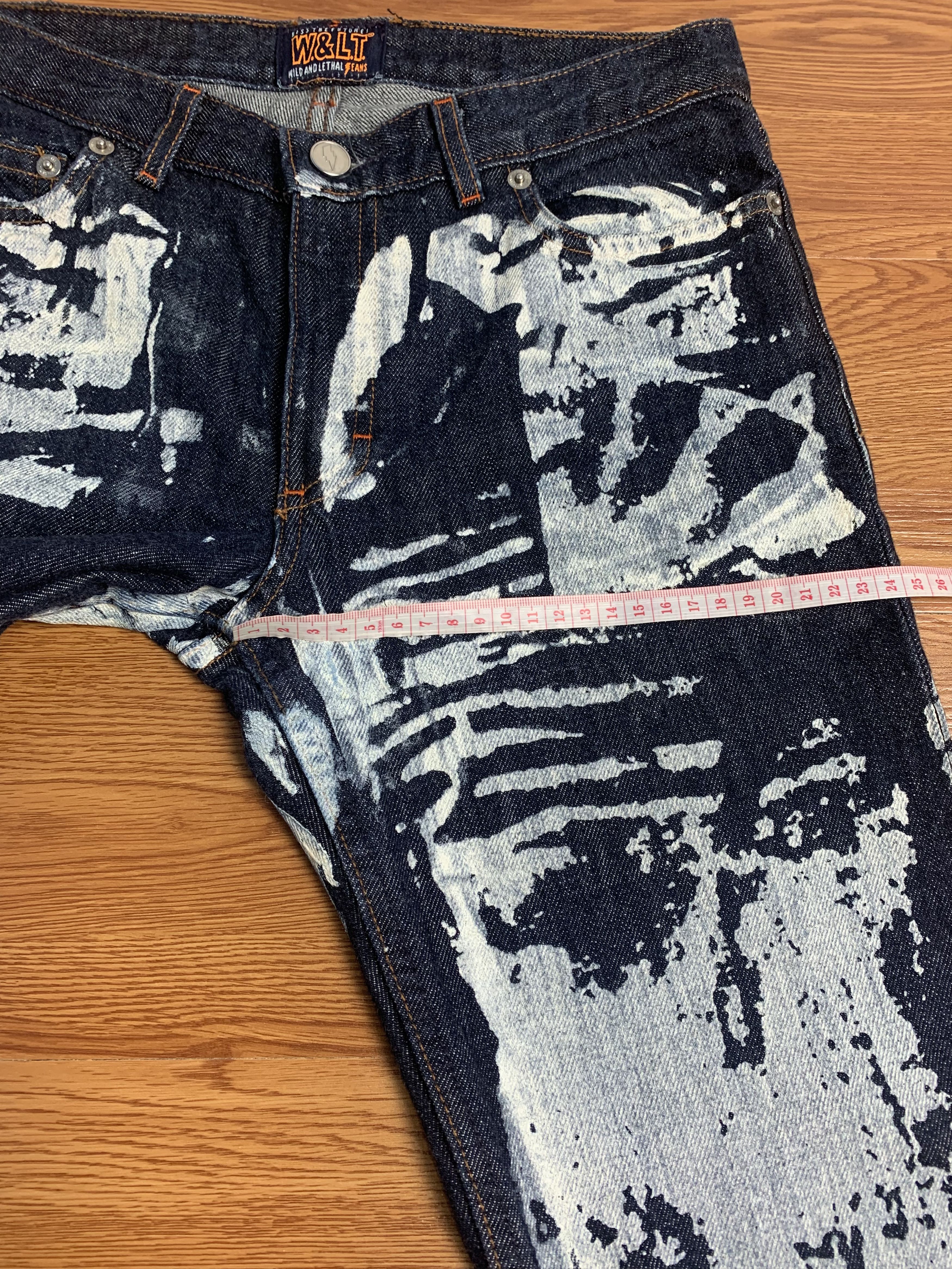 Walter Van Beirendonck 1990s Walter Van Beirendonck Painted Grafiti Denim Size US 28 / EU 44 - 16 Thumbnail