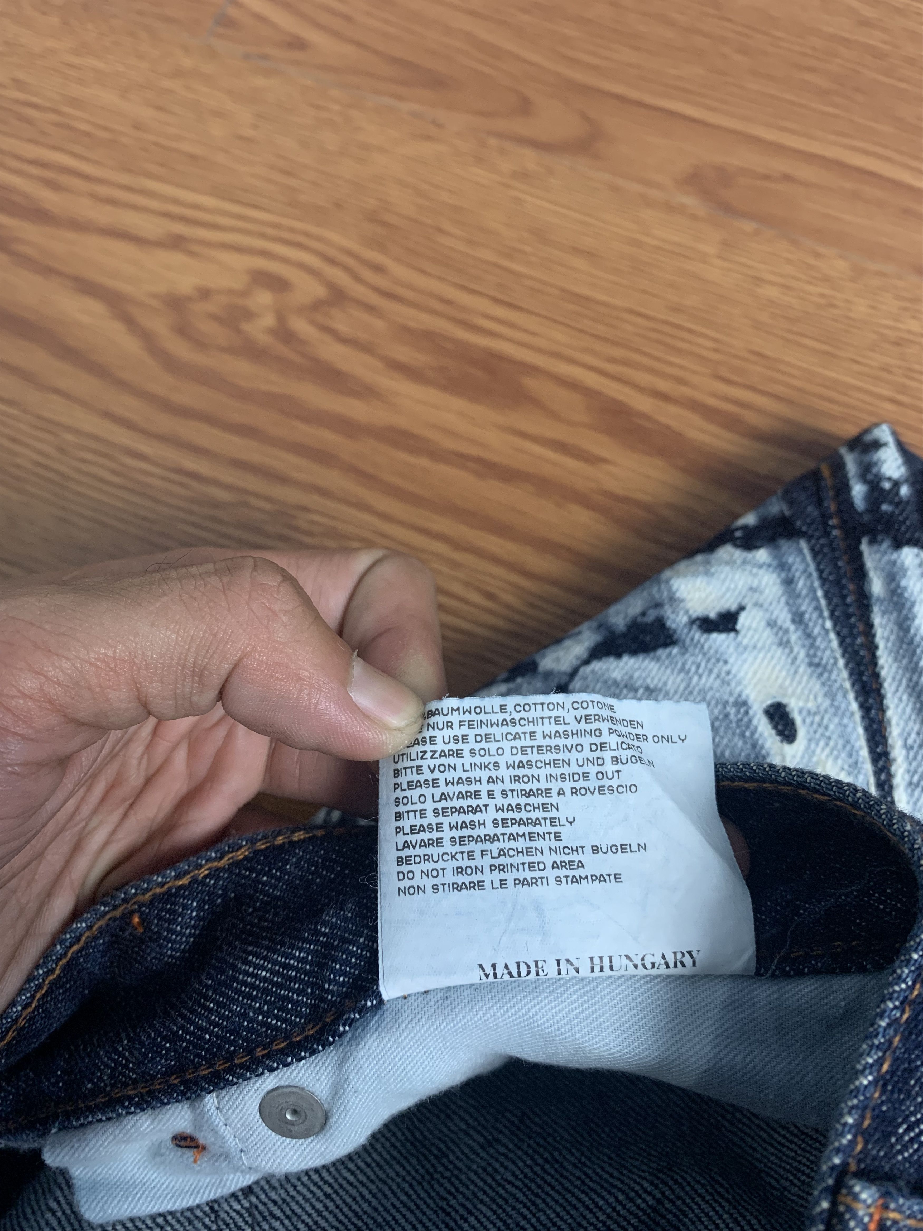 Walter Van Beirendonck 1990s Walter Van Beirendonck Painted Grafiti Denim Size US 28 / EU 44 - 11 Thumbnail