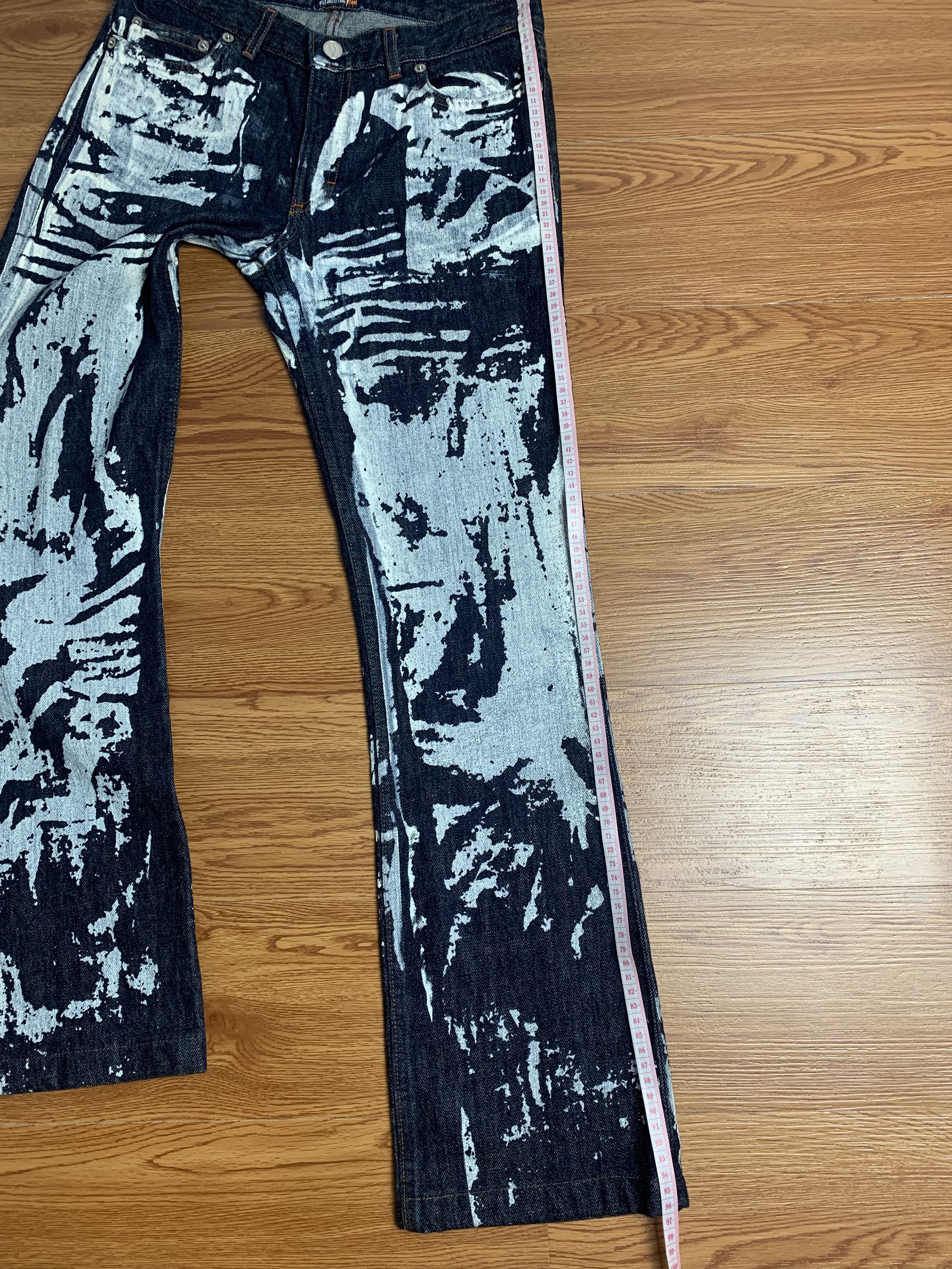 Walter Van Beirendonck 1990s Walter Van Beirendonck Painted Grafiti Denim Size US 28 / EU 44 - 17 Thumbnail