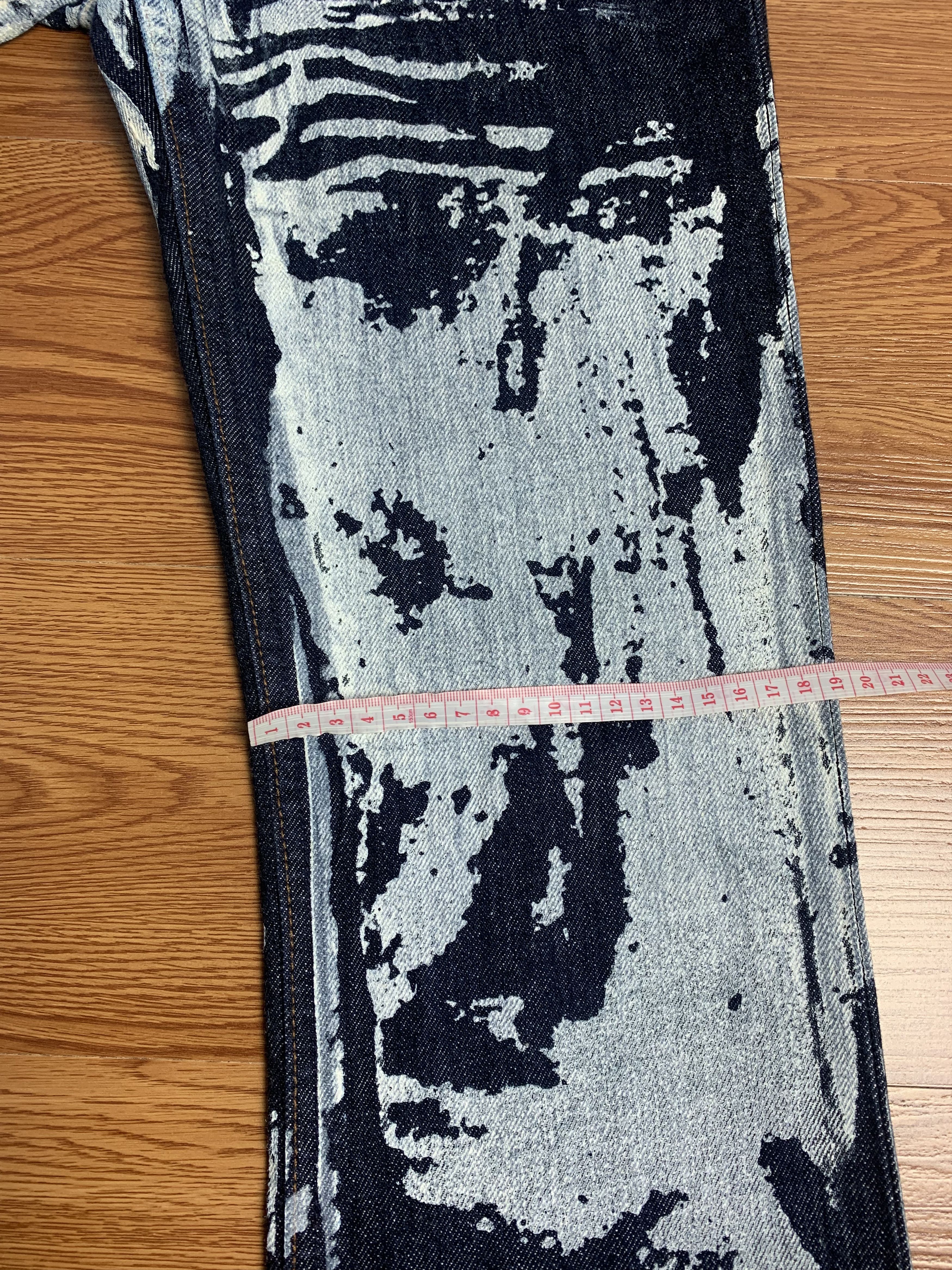Walter Van Beirendonck 1990s Walter Van Beirendonck Painted Grafiti Denim Size US 28 / EU 44 - 18 Thumbnail