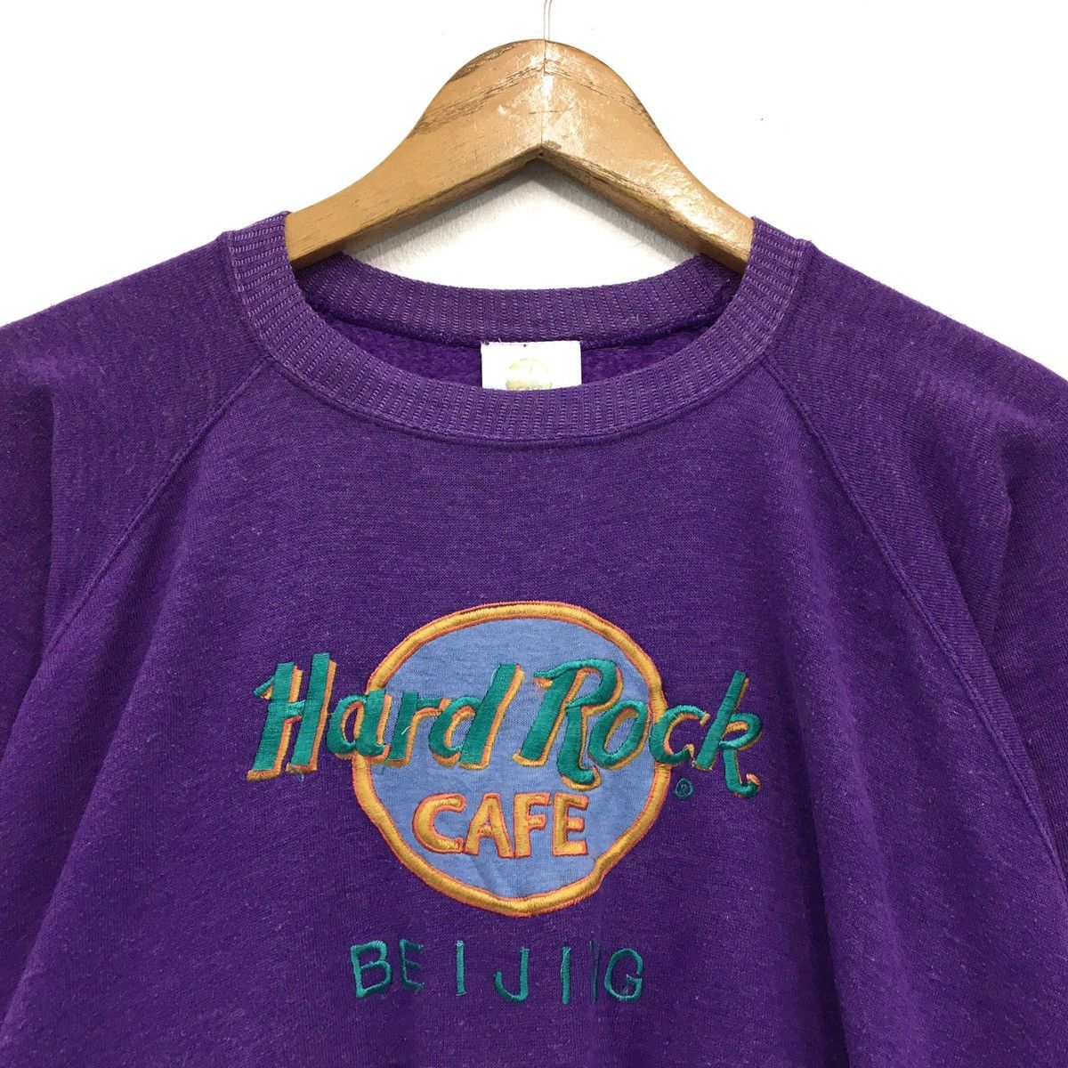 Hard Rock Cafe × Vintage Vintage 90s Hard Rock Beijing Crewneck Sweatshirt Size US M / EU 48-50 / 2 - 4 Thumbnail
