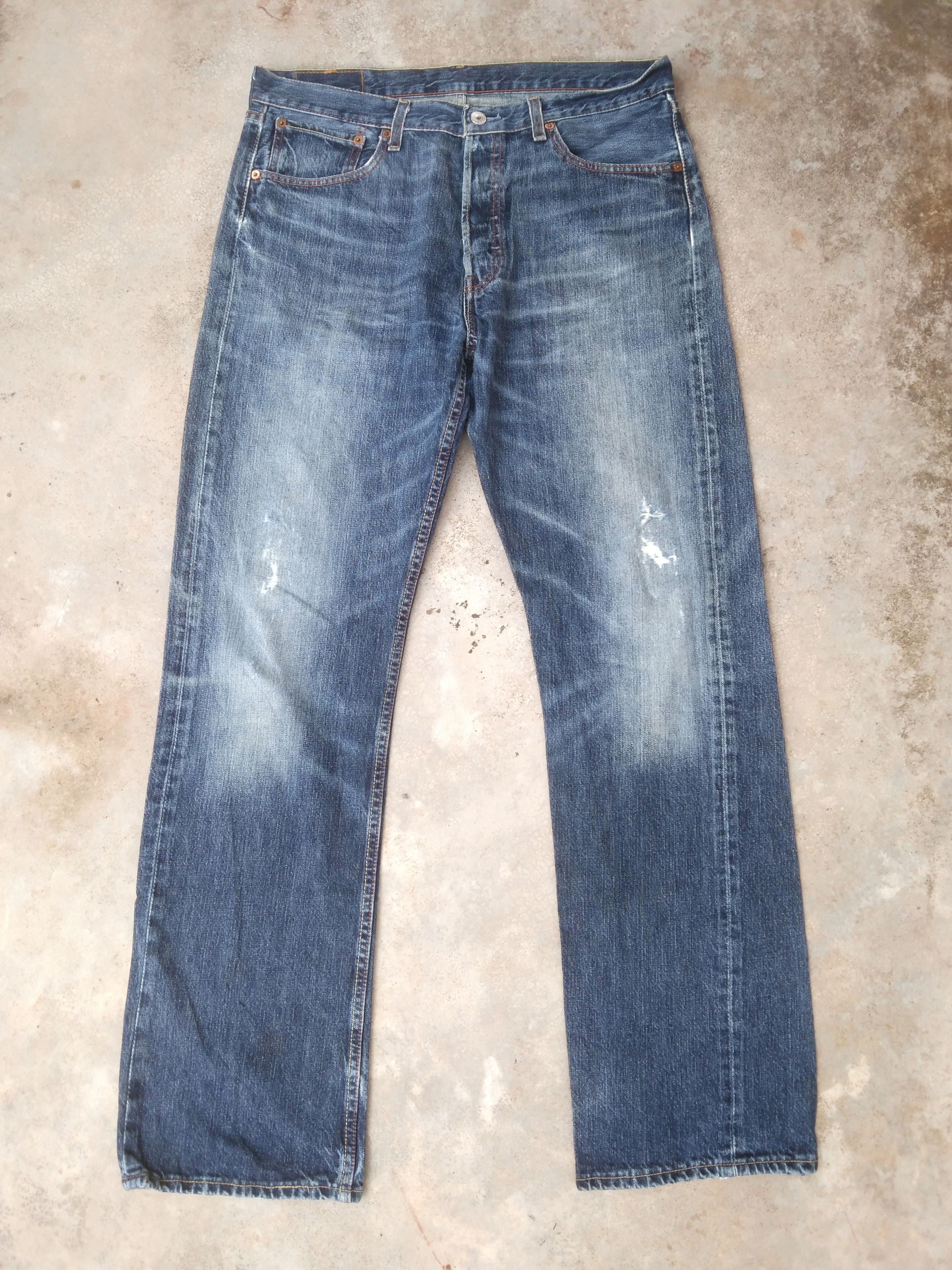 Levi's Vintage Levi's 501 Straight Leg Distressed Jeans 33x32 Size US 33 - 1 Thumbnail