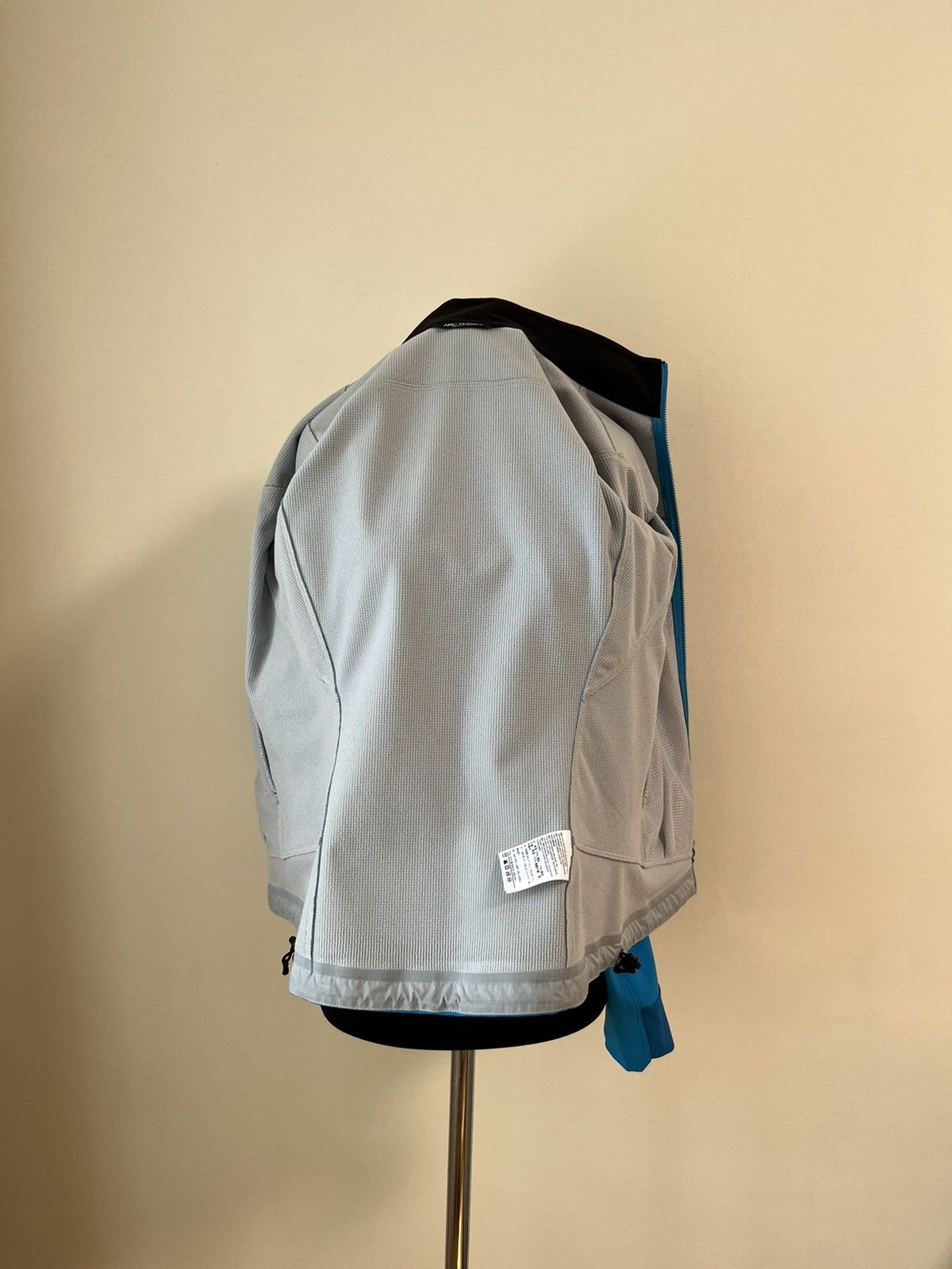 Arc'teryx Arc’teryx Women’s Softshell Jacket Blue Reflective Logo Size S / US 4 / IT 40 - 10 Thumbnail
