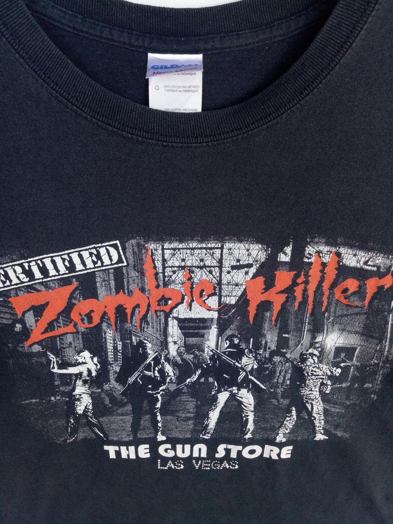 Vintage 💥ZOMBIE KILLER The Gun Store Las Vegas Certified tee shirt Size US L / EU 52-54 / 3 - 3 Thumbnail