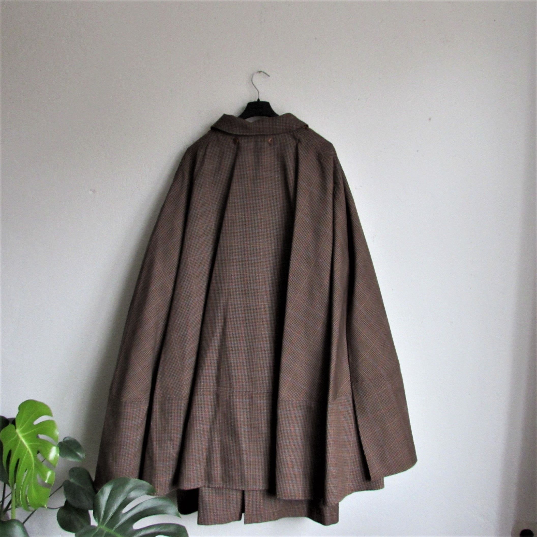Sasquatchfabrix Sasquatchfabrix Layered Plaid Coat with Detachable Cape Size US L / EU 52-54 / 3 - 7 Thumbnail