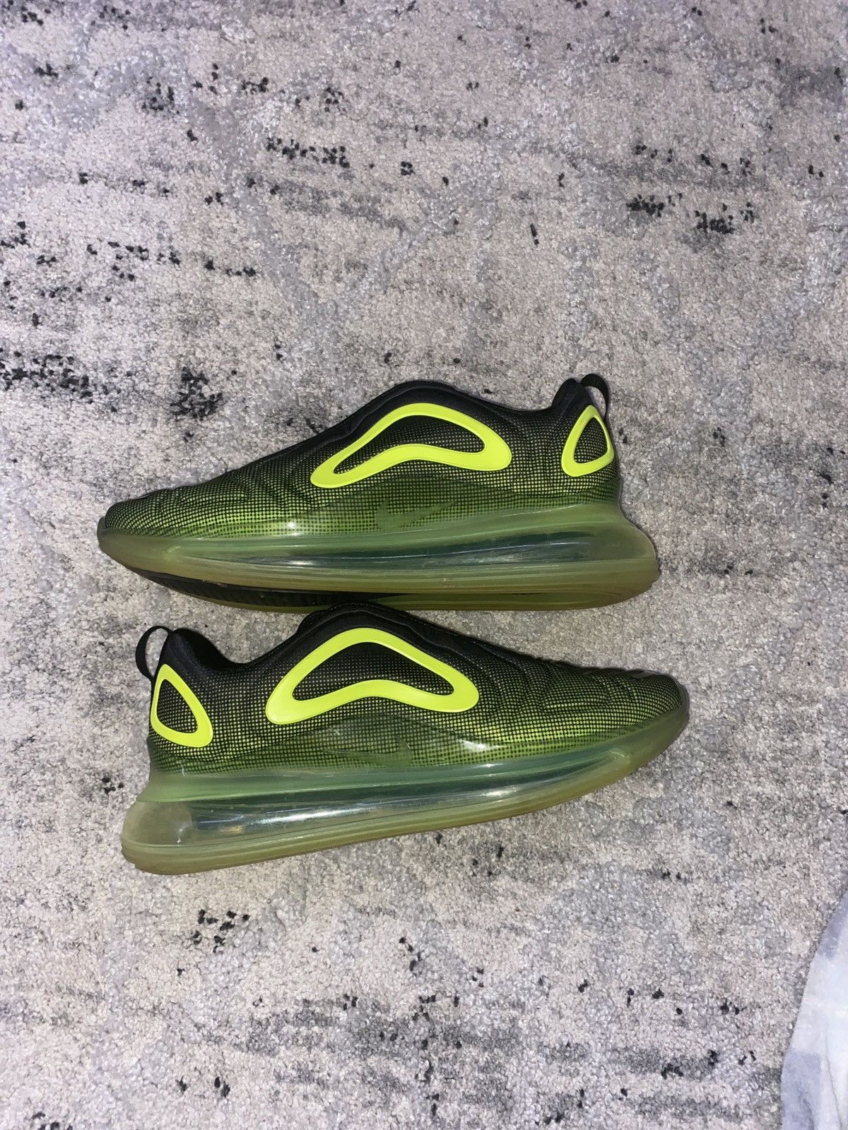 720 nike neon
