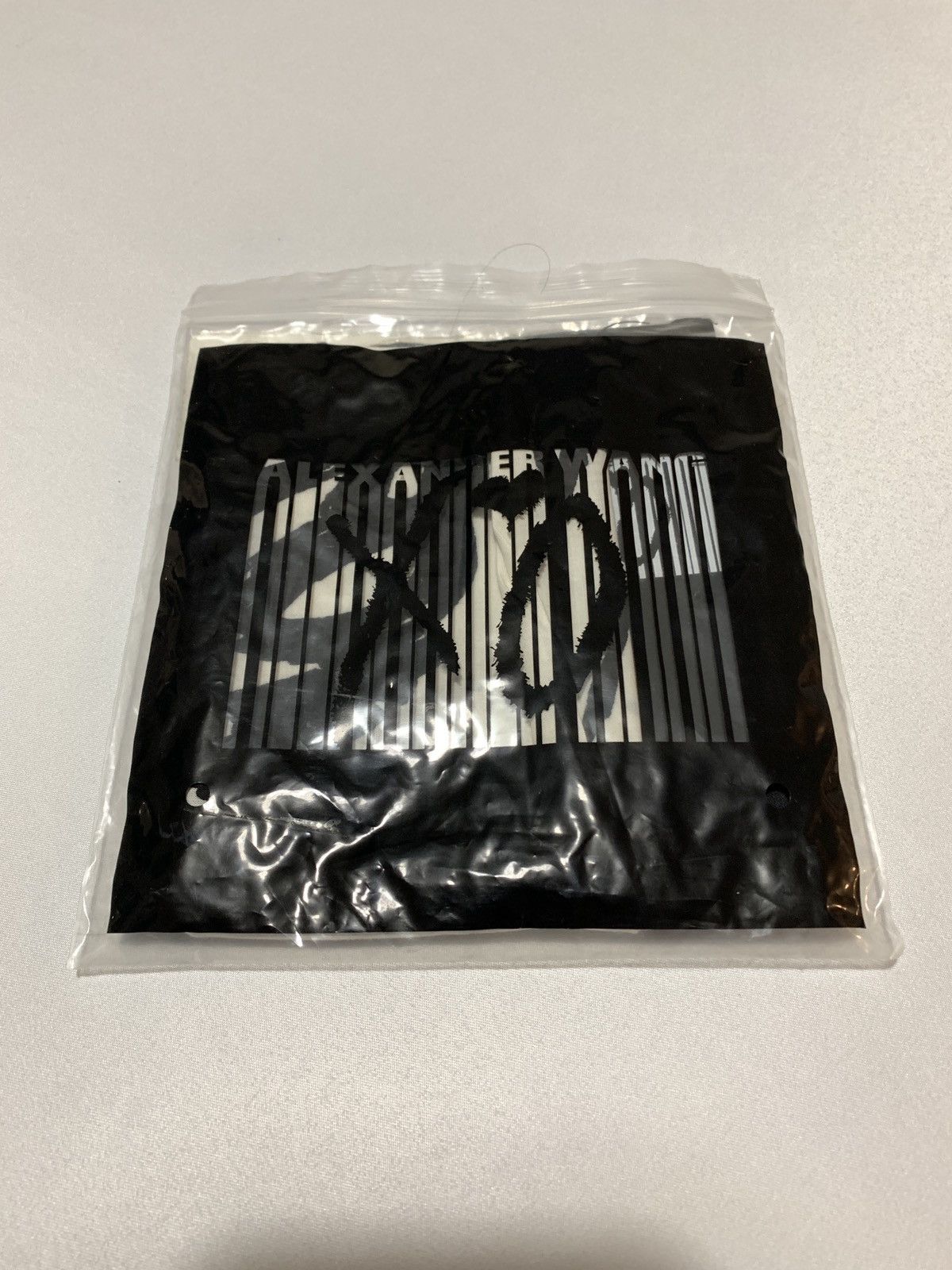 Alexander Wang THE WEEKND x ALEXANDER WANG X OFFICIAL ISSUE XO BANDANA 2014 Size ONE SIZE - 2 Thumbnail
