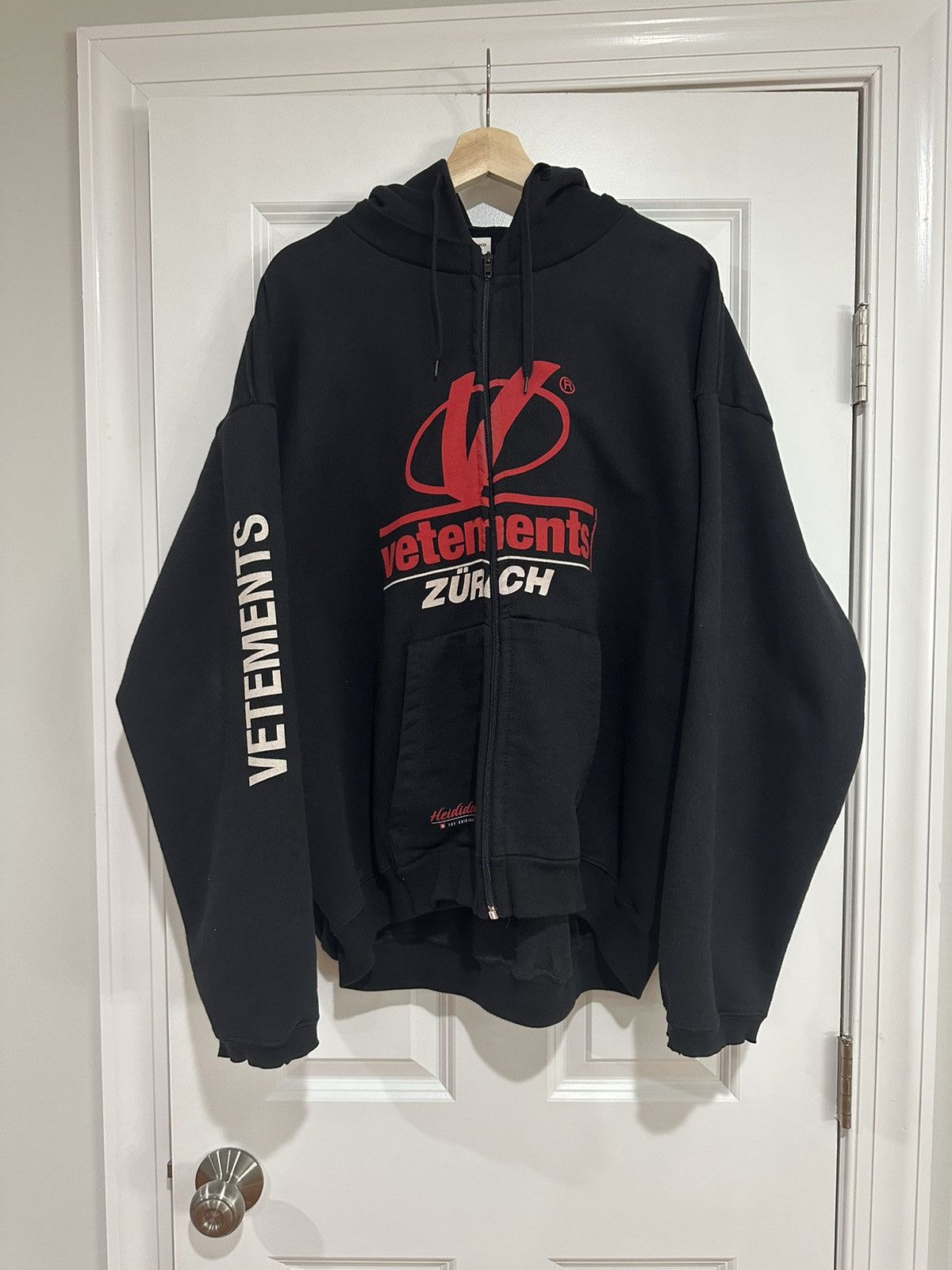 Vetements [Final Drop] Vetements SS18 Zurich Reversible Zip Up Hoodie Size US L / EU 52-54 / 3 - 1 Preview