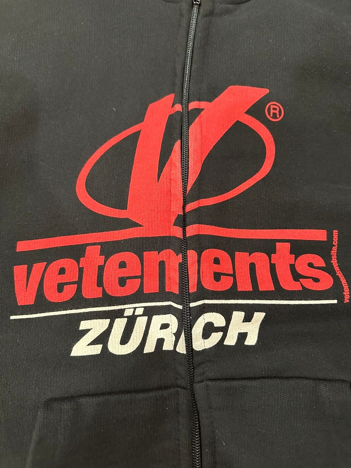 Vetements [Final Drop] Vetements SS18 Zurich Reversible Zip Up Hoodie Size US L / EU 52-54 / 3 - 10 Thumbnail