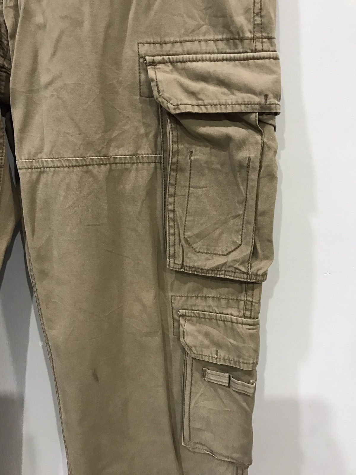 Japanese Brand SURPLUS Japan 8 Pockets Military Cargo Parachute Cargo Pant Size US 32 / EU 48 - 4 Thumbnail