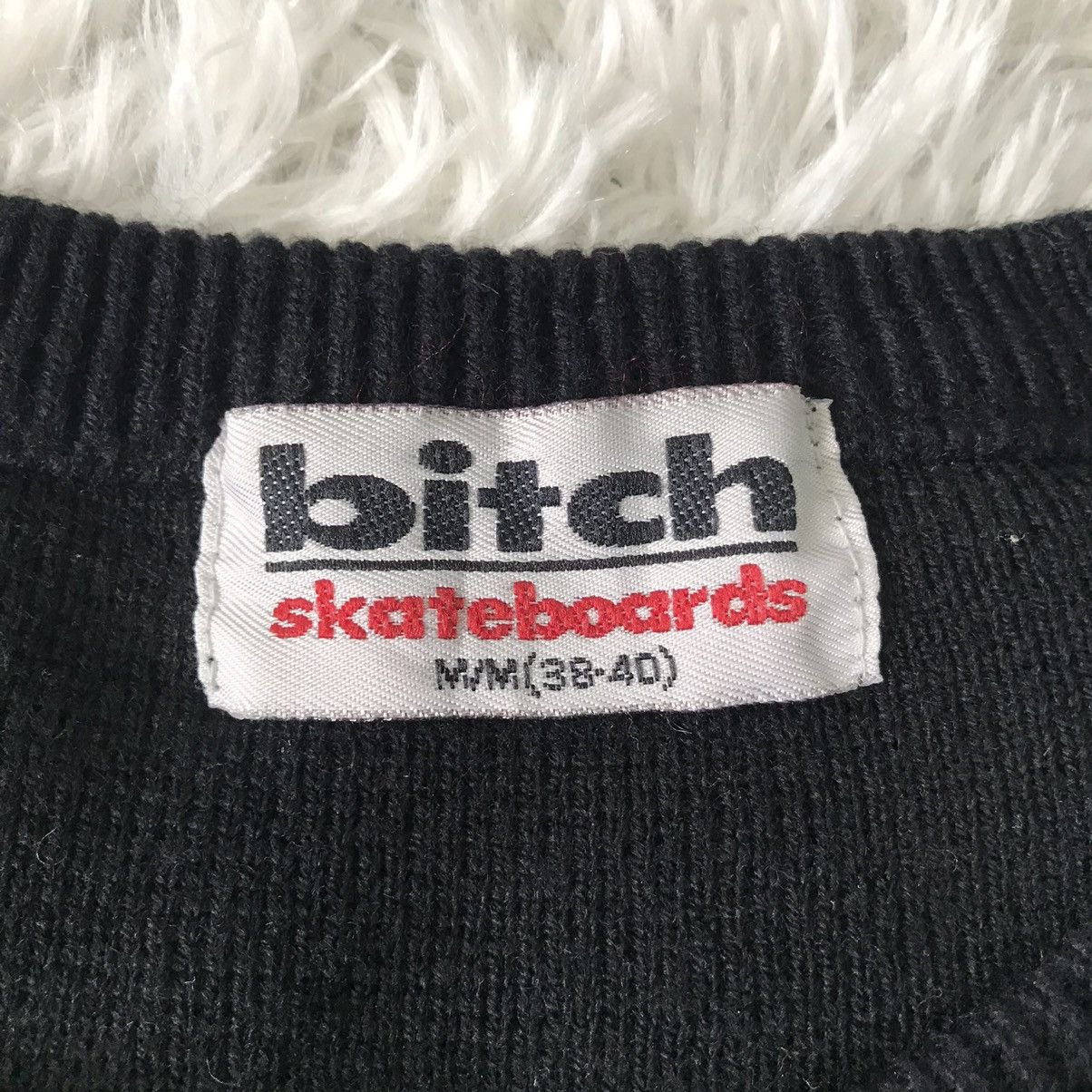 Vintage Vtg Bitch Skateboards Sweater Jumper/Sweatshirt Size US M / EU 48-50 / 2 - 14 Thumbnail