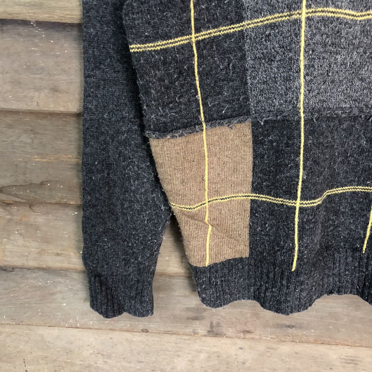 Golden Bear Golden Bear checkered distressed sweatshirt Knitwear #6815 Size US M / EU 48-50 / 2 - 4 Thumbnail