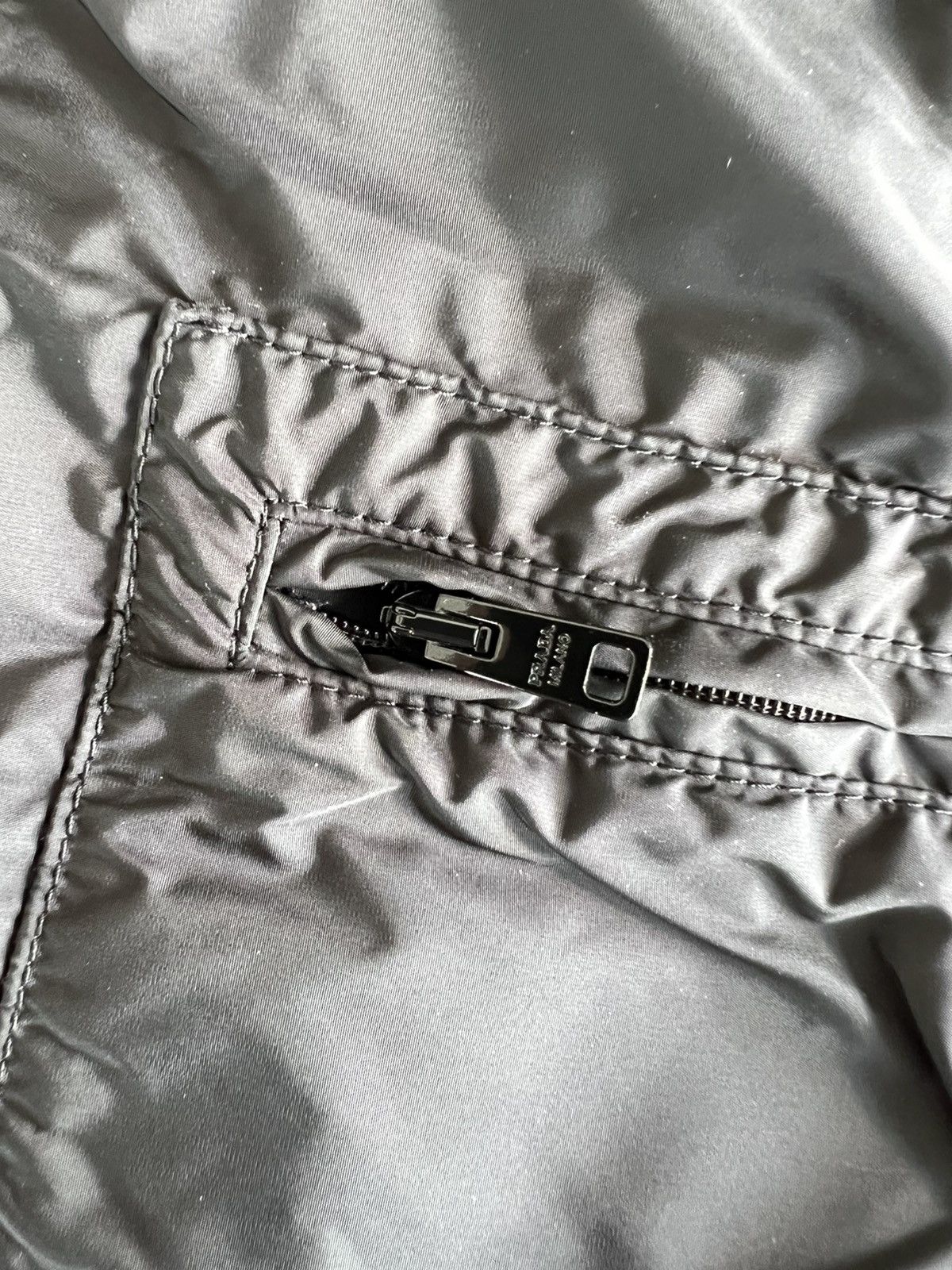 Prada Prada Re-Nylon cropped puffer jacket Size US XL / EU 56 / 4 - 16 Thumbnail