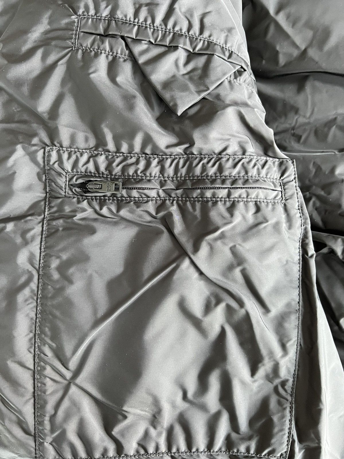 Prada Prada Re-Nylon cropped puffer jacket Size US XL / EU 56 / 4 - 15 Thumbnail