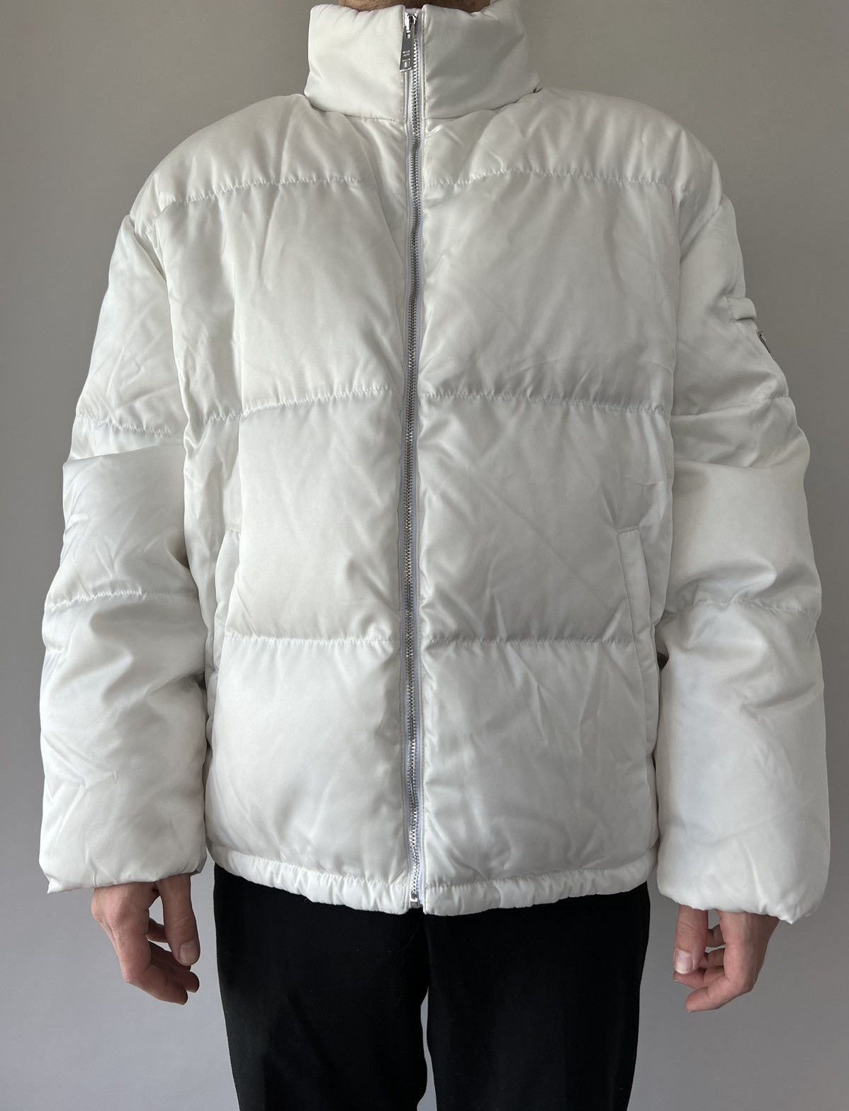 Prada Prada Re-Nylon cropped puffer jacket Size US XL / EU 56 / 4 - 6 Thumbnail