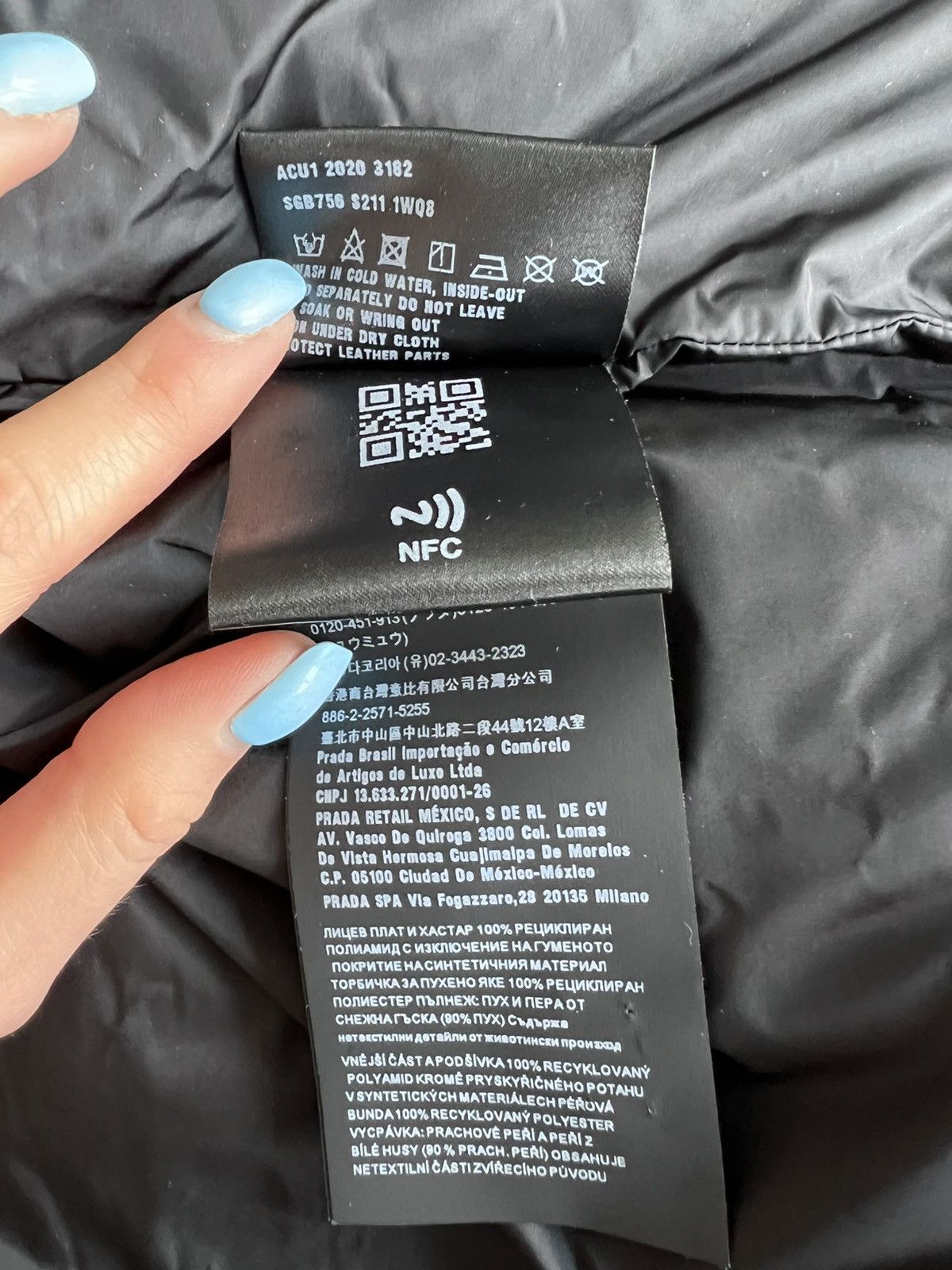 Prada Prada Re-Nylon cropped puffer jacket Size US XL / EU 56 / 4 - 13 Thumbnail